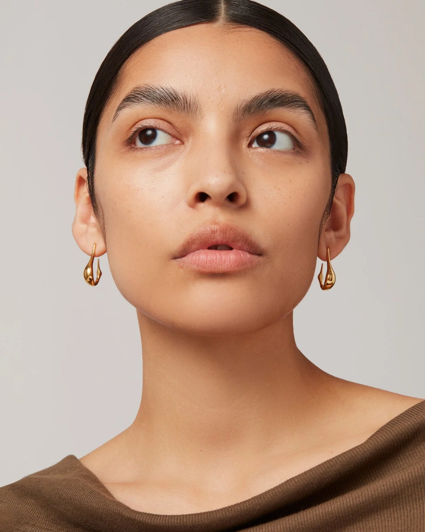 Colette Hoop Earrings Small in Gold