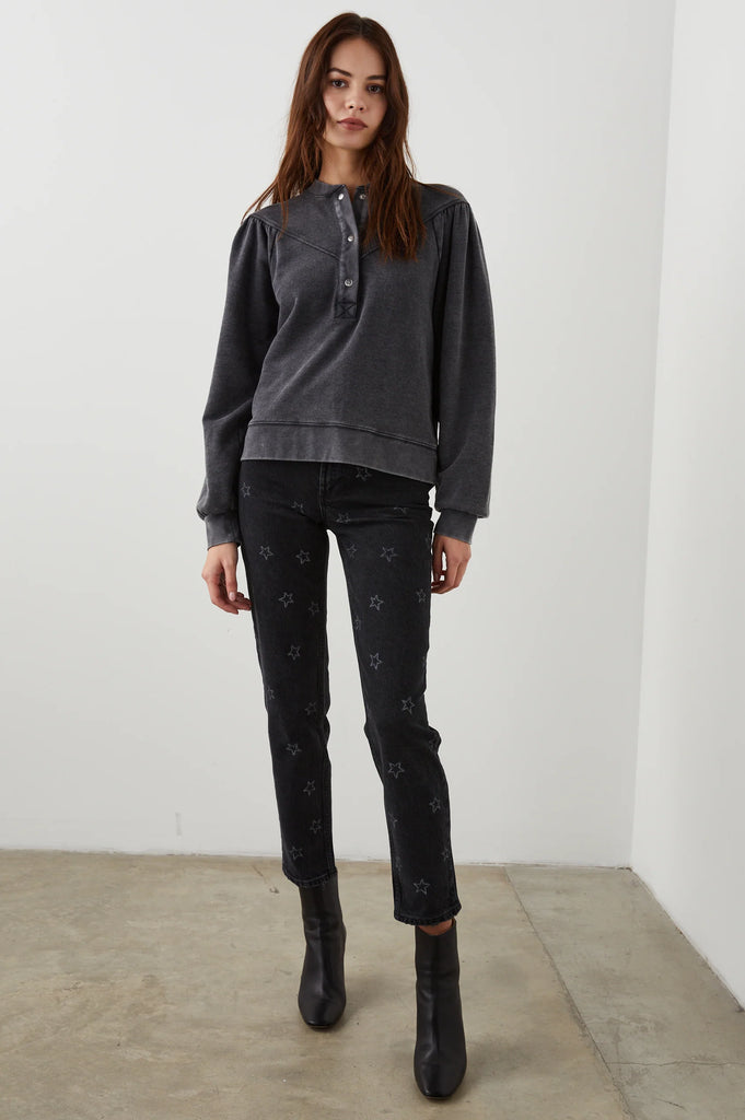 Dex Sweatshirt in Black Acid Wash