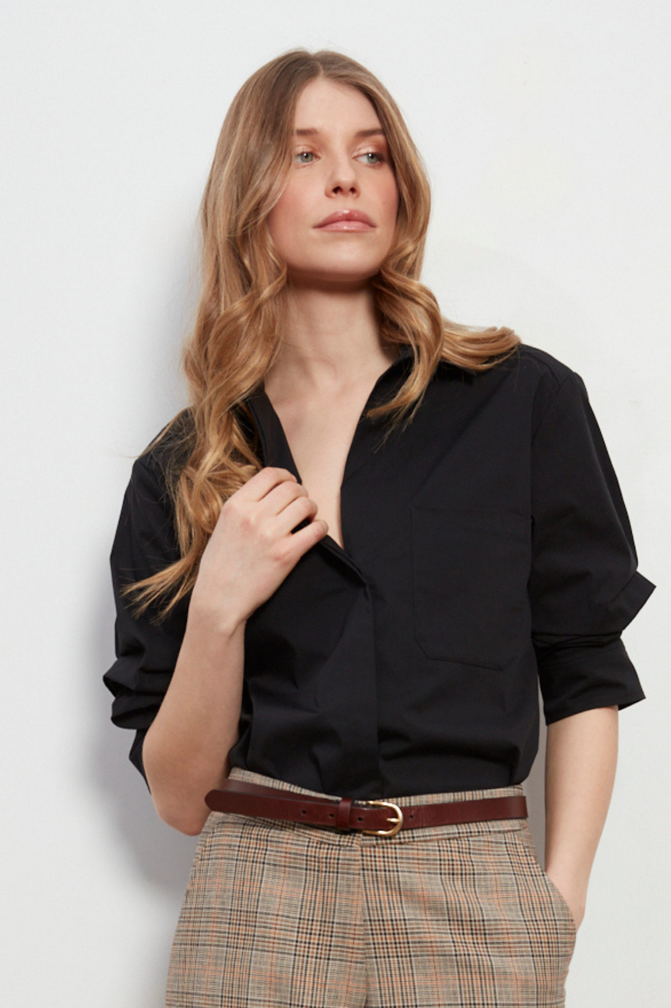 Daria Ruched Sleeve Shirt in Black