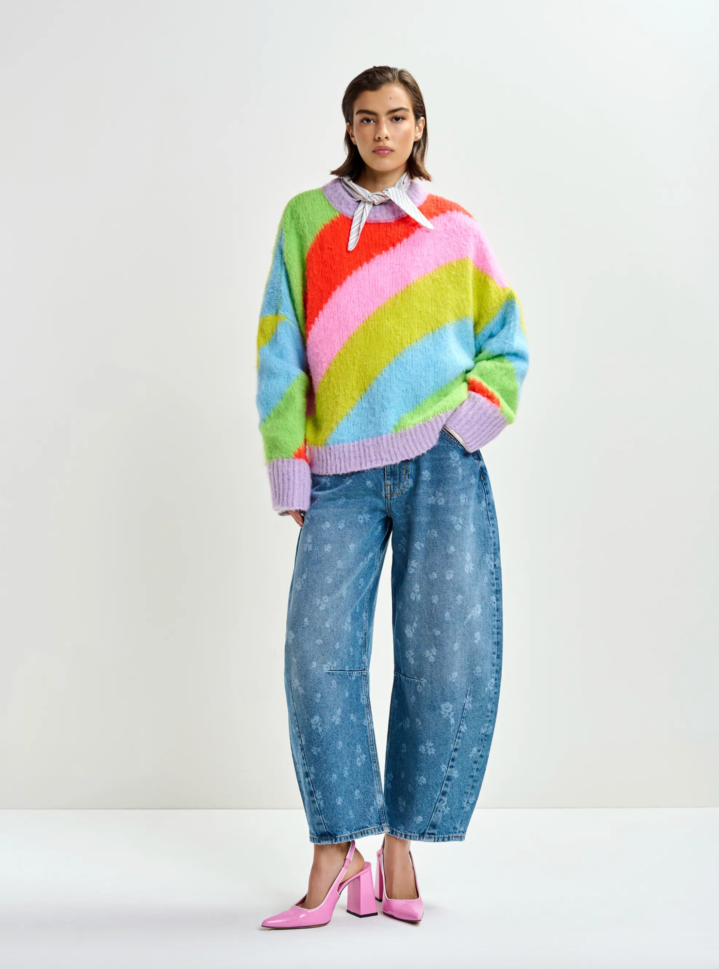 Barrel Leg Jeans in Quiet Pool