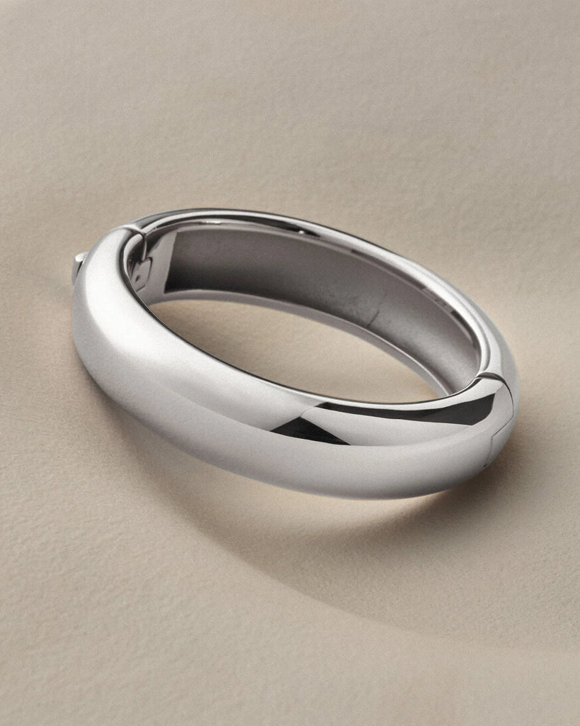 Gemma Bangle in Silver