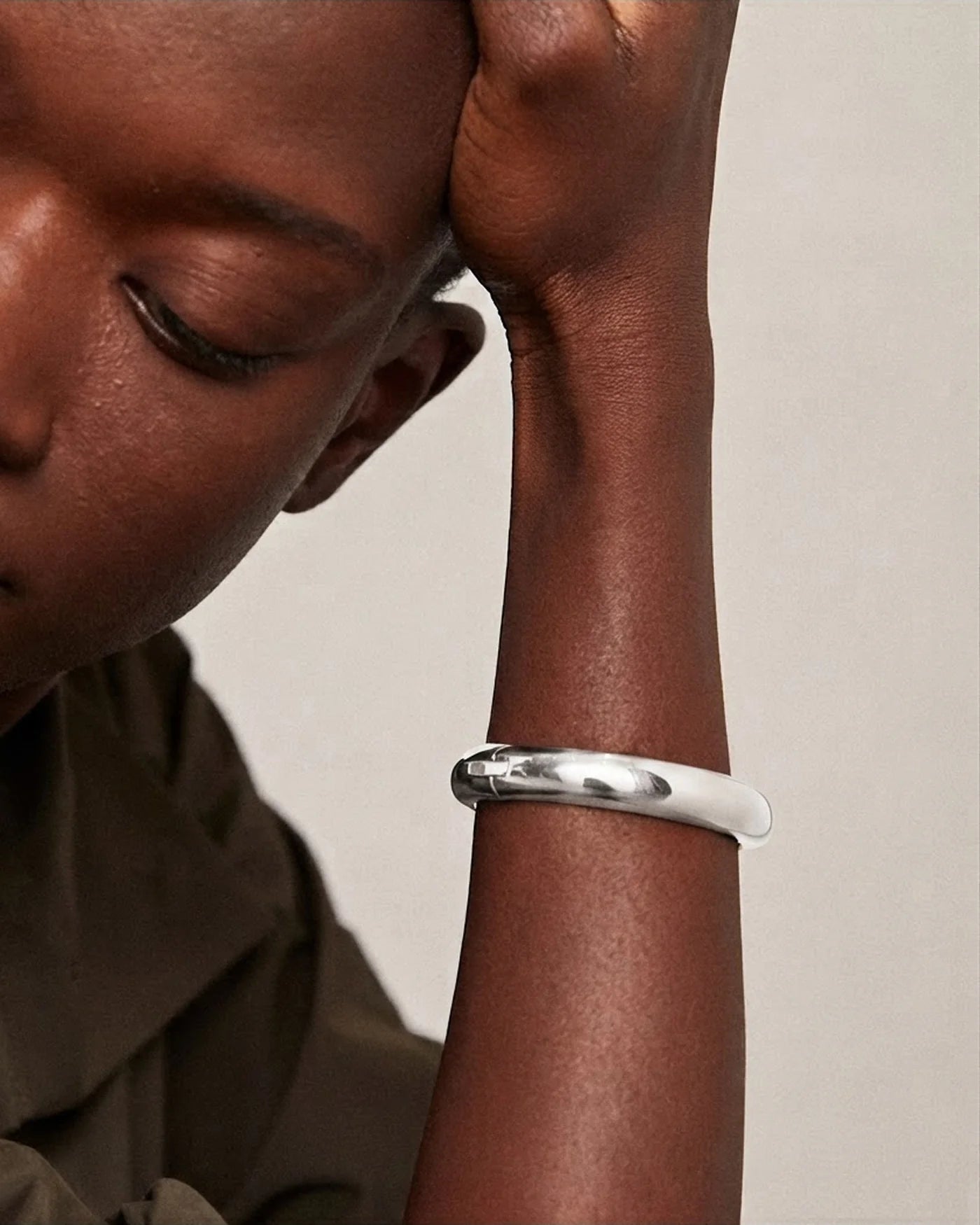 Gia Mega Bangle in Silver