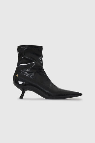 Hilda Boots in High Shine Black