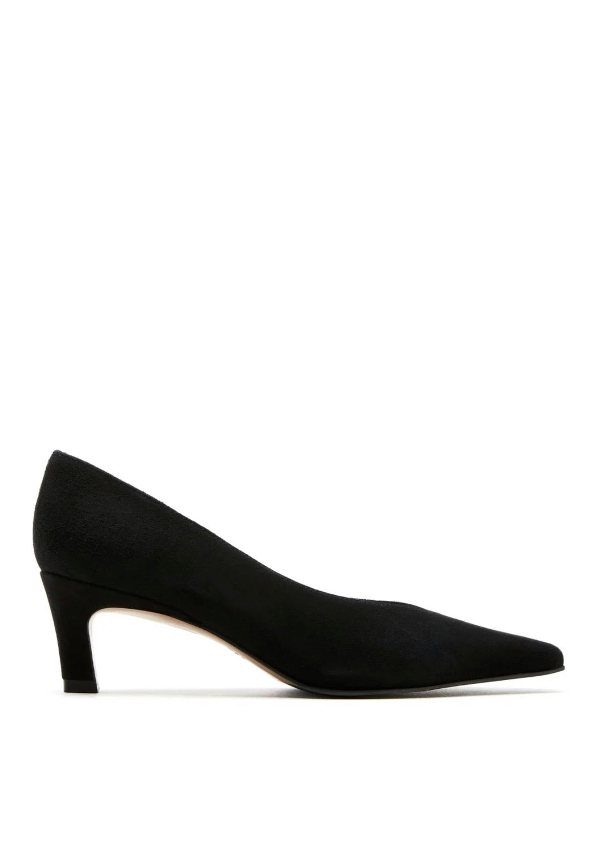 Beckham Suede Pump in Black