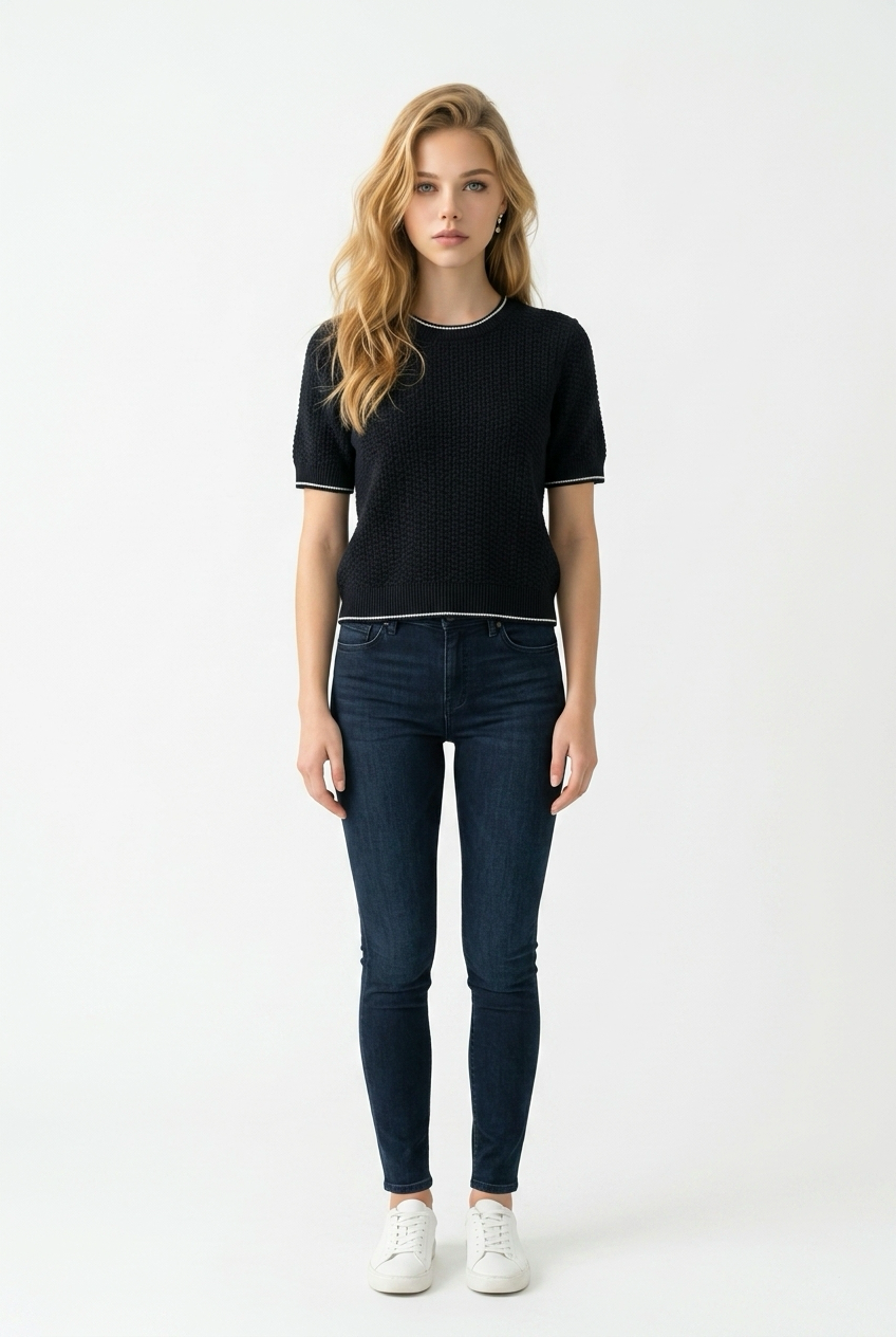 Cotton Boucle Tee in Midnight/Ivory Tipping