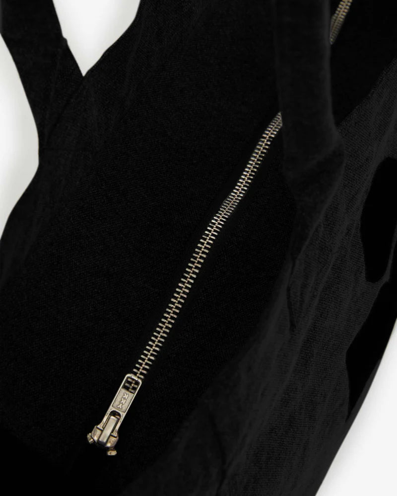 Yenky Zipped Bag in Black