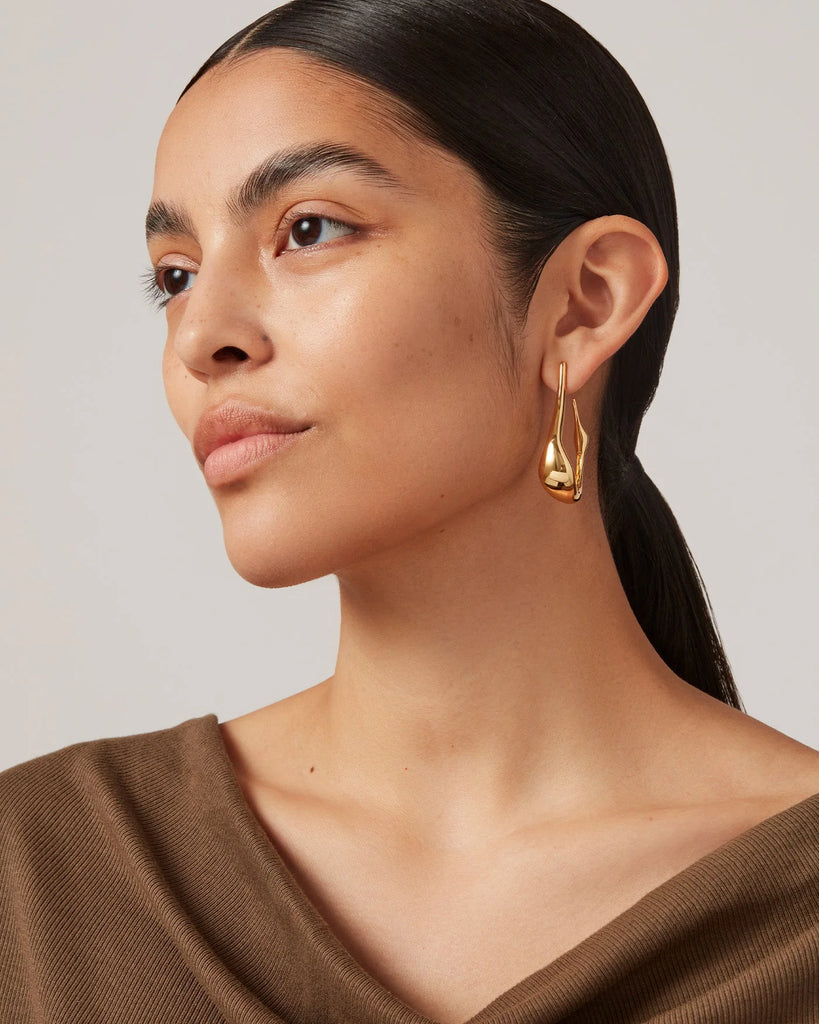 Colette Hoops in Gold