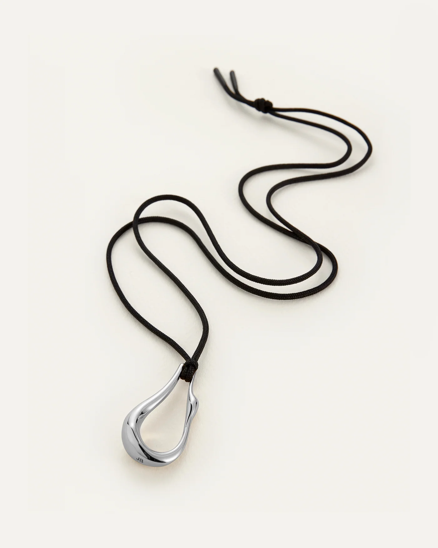 Egret Rope Necklace in Silver