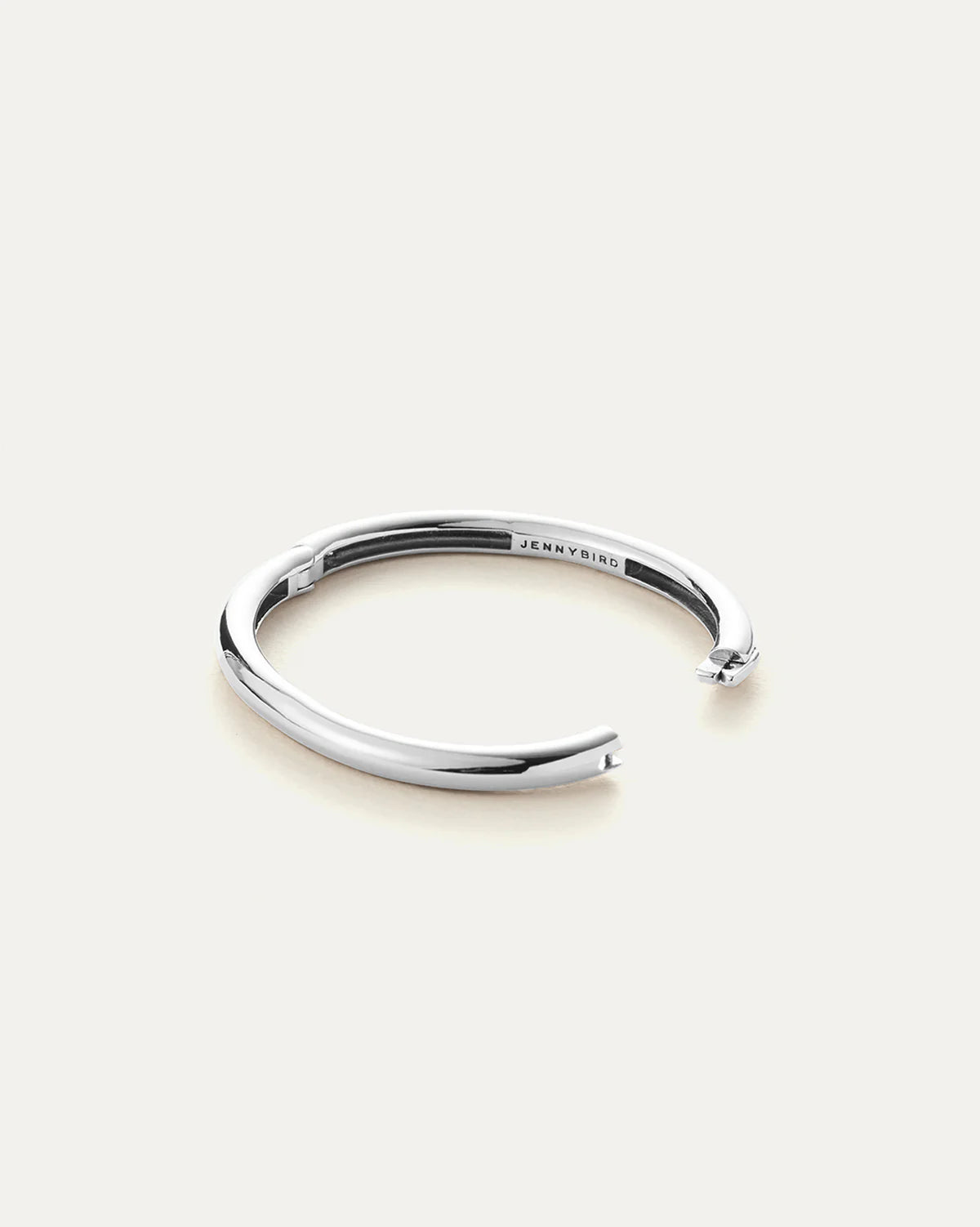 Gia Bangle in Silver