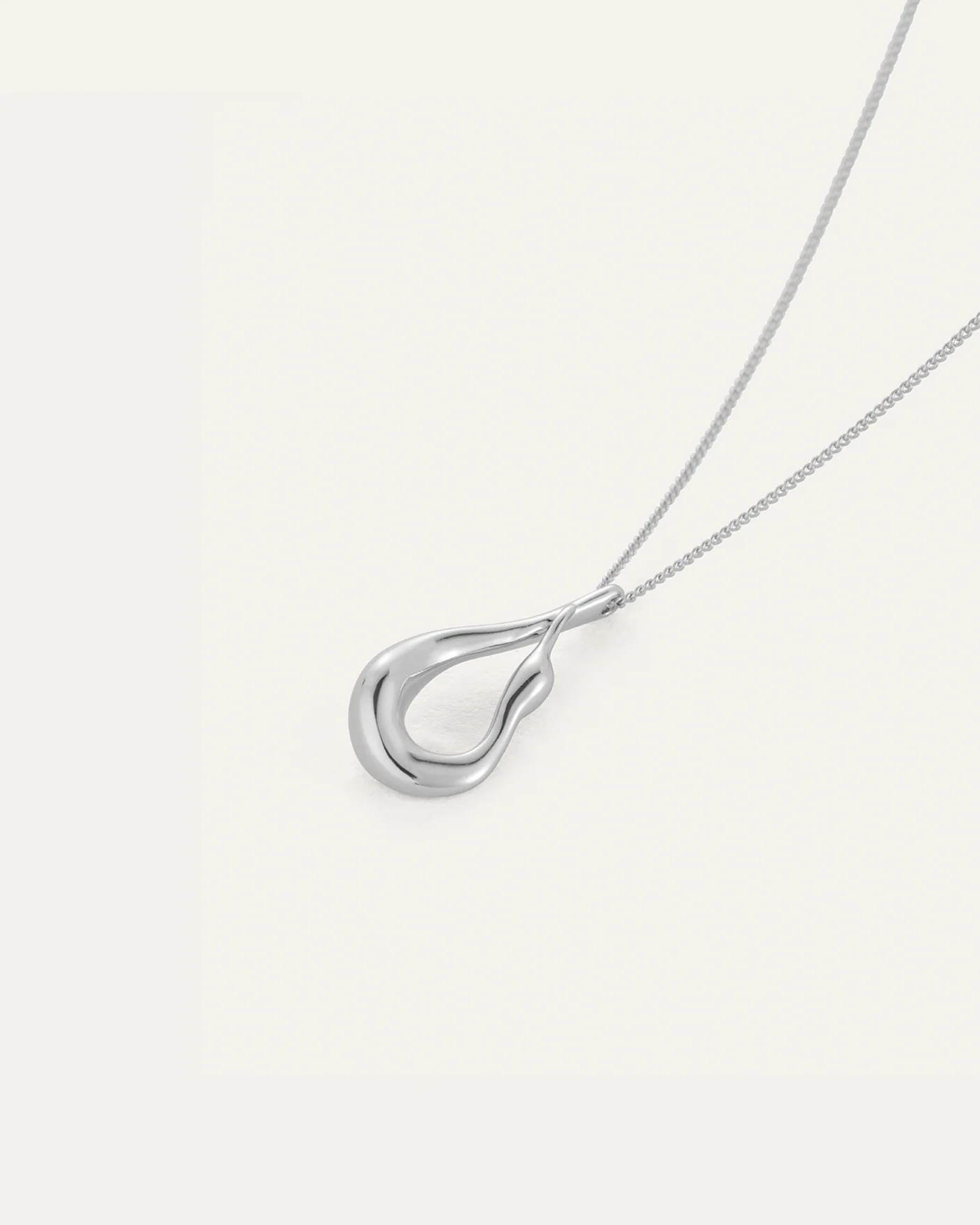 Mini Egret Pendant Necklace in Silver