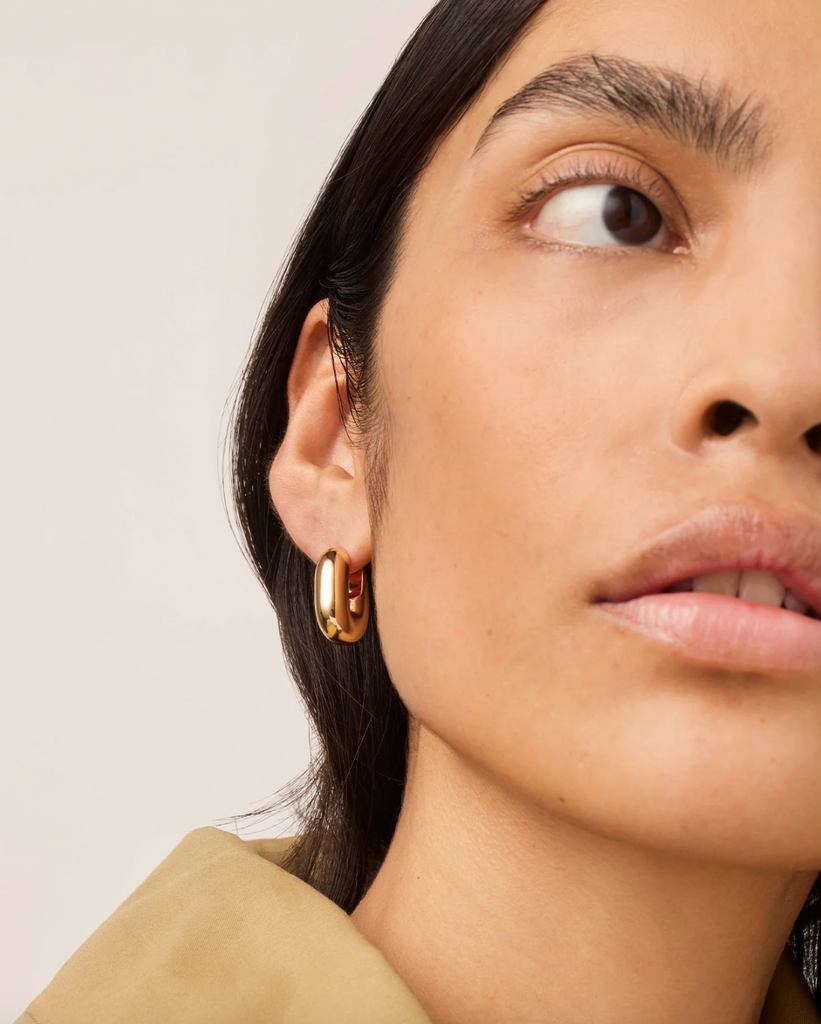 Puffy U-Link Earrings in Gold