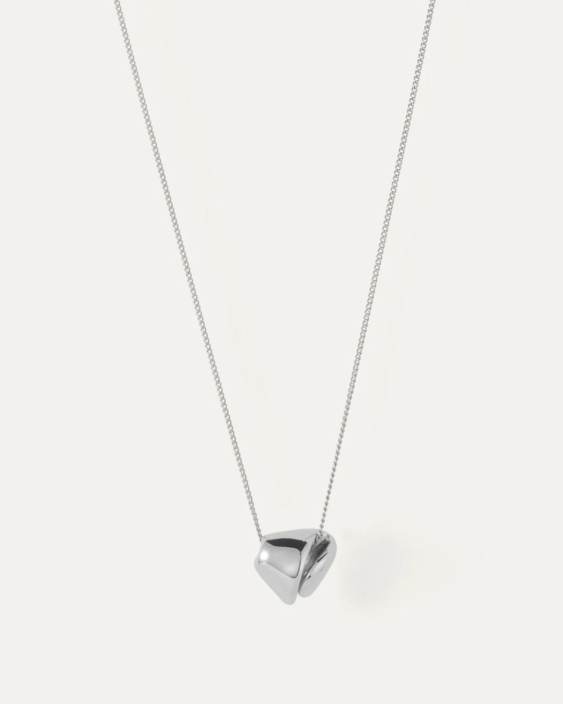 Rio Pendant Necklace in Silver