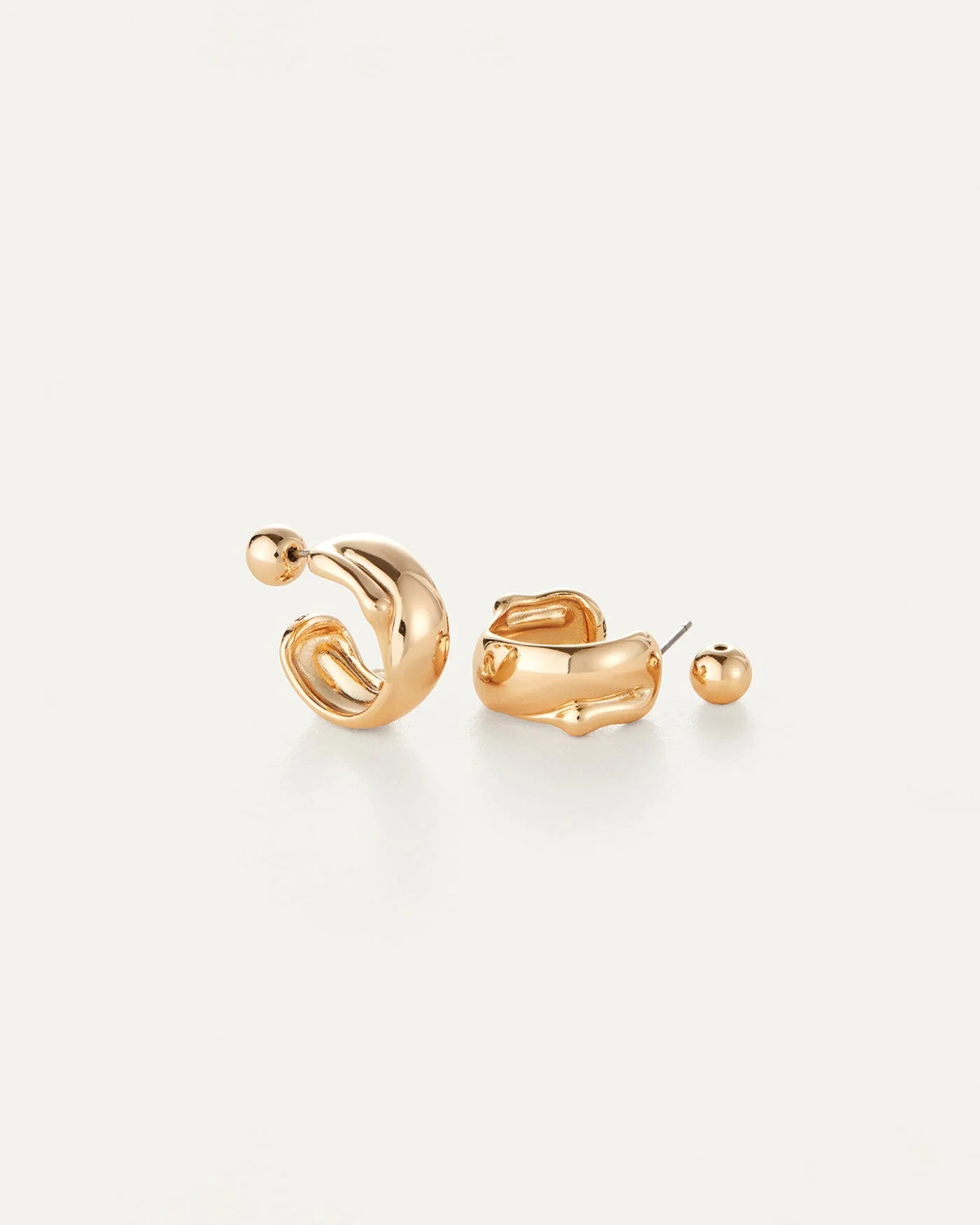 Sées Hoop Earrings in Gold