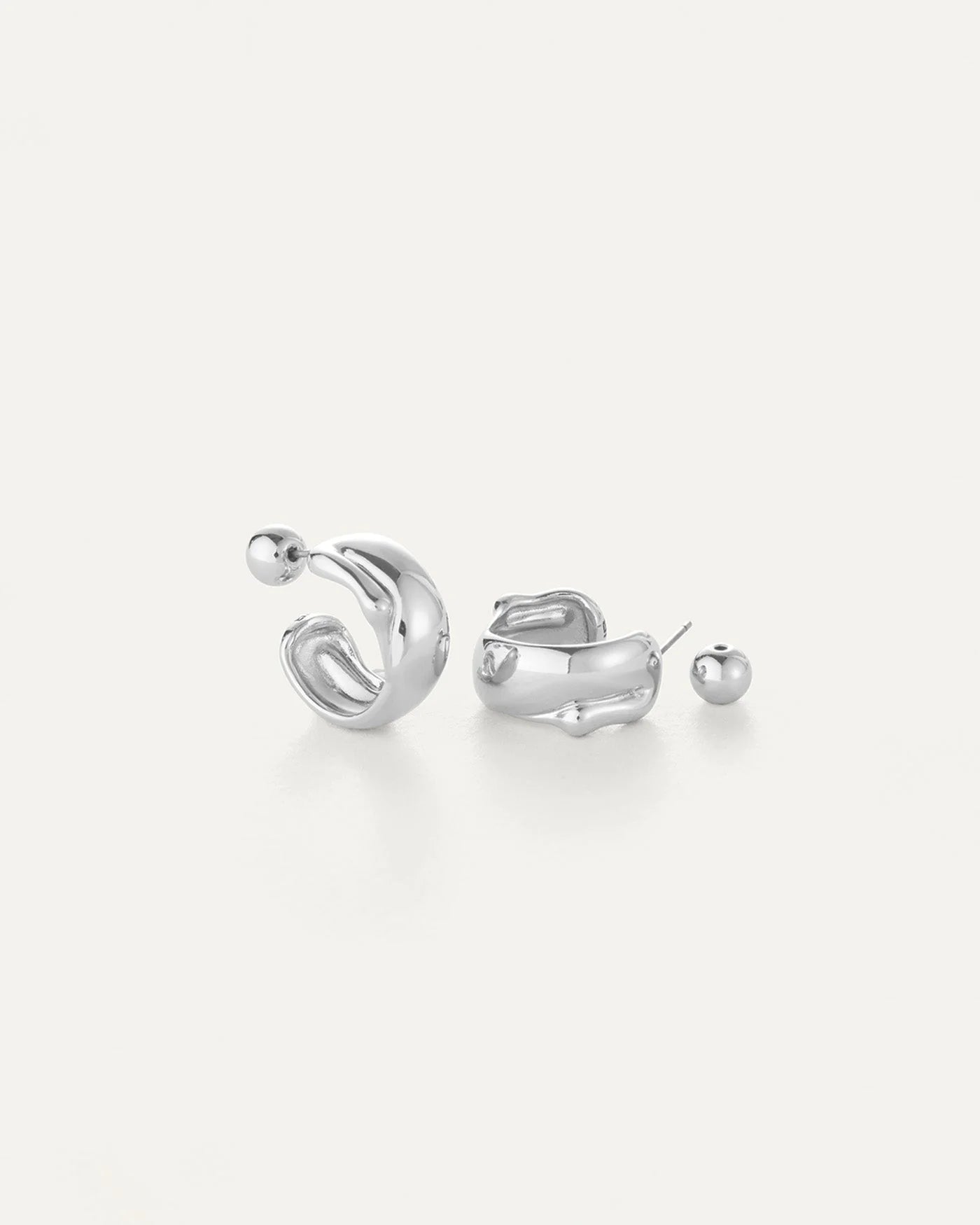 Sées Hoop Earrings in Silver