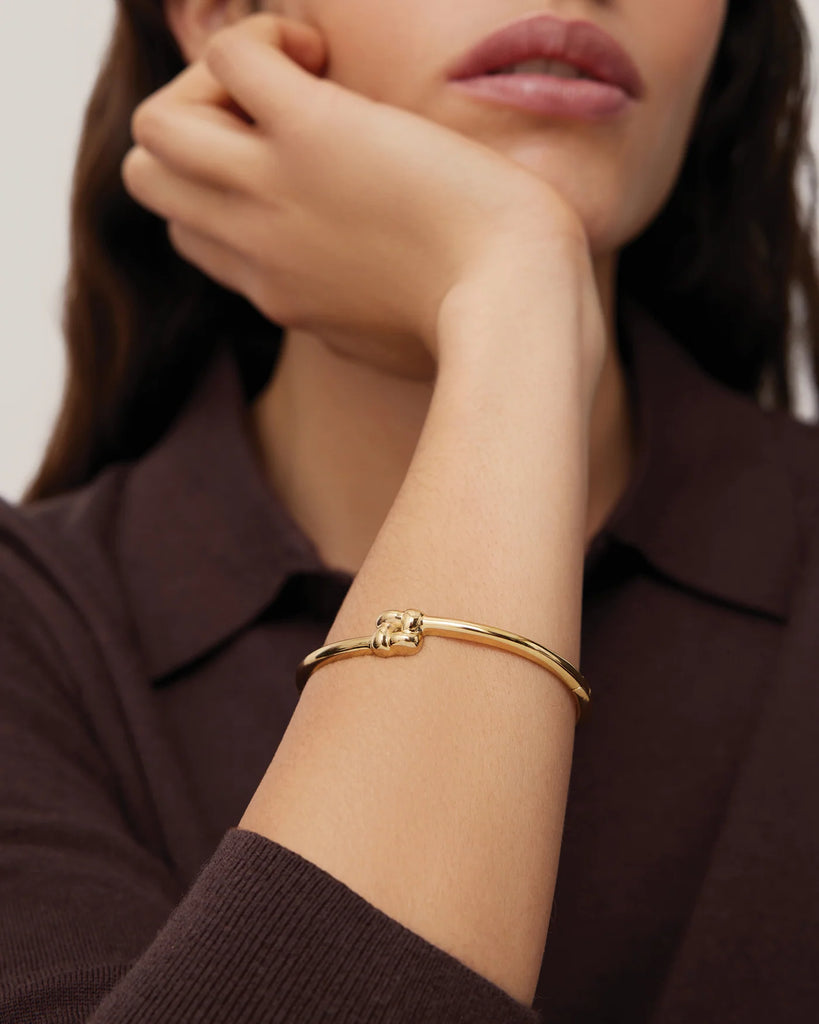 Slim Woven Square Bangle in Gold