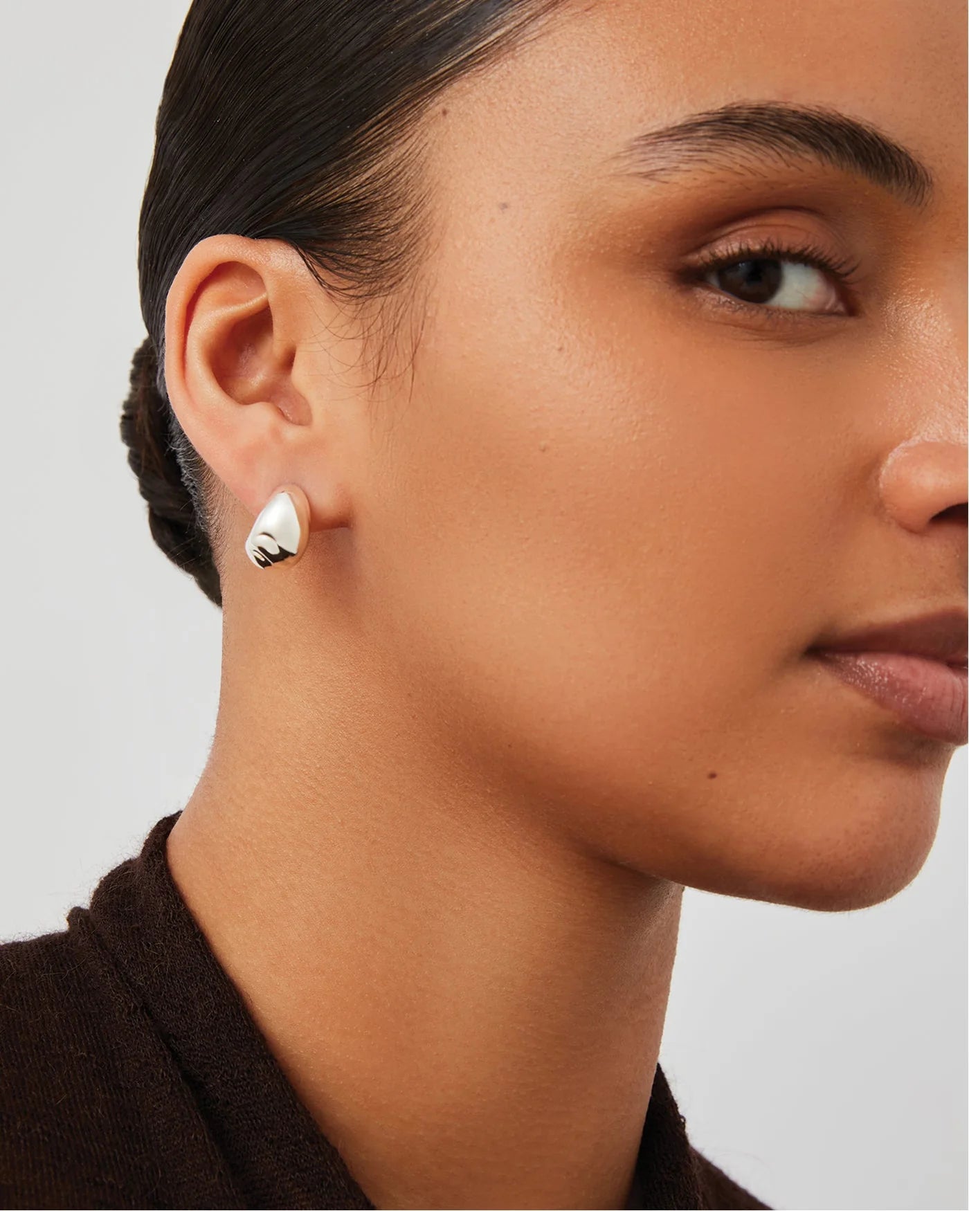 Small Nelle Hoop Earrings in Silver