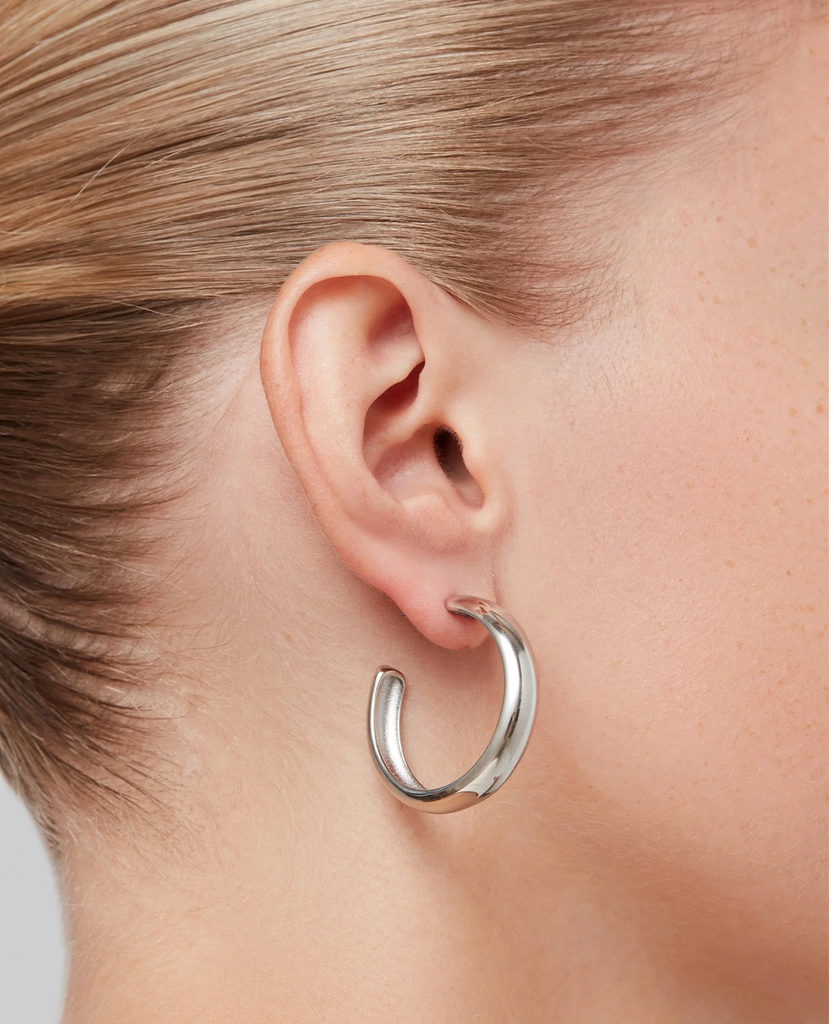 Staple Hoops Large in Silver