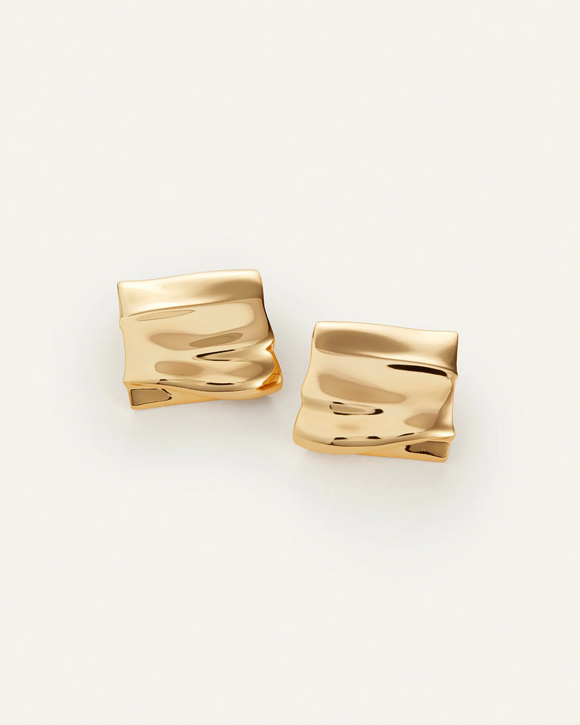 Sundra Earrings in Gold