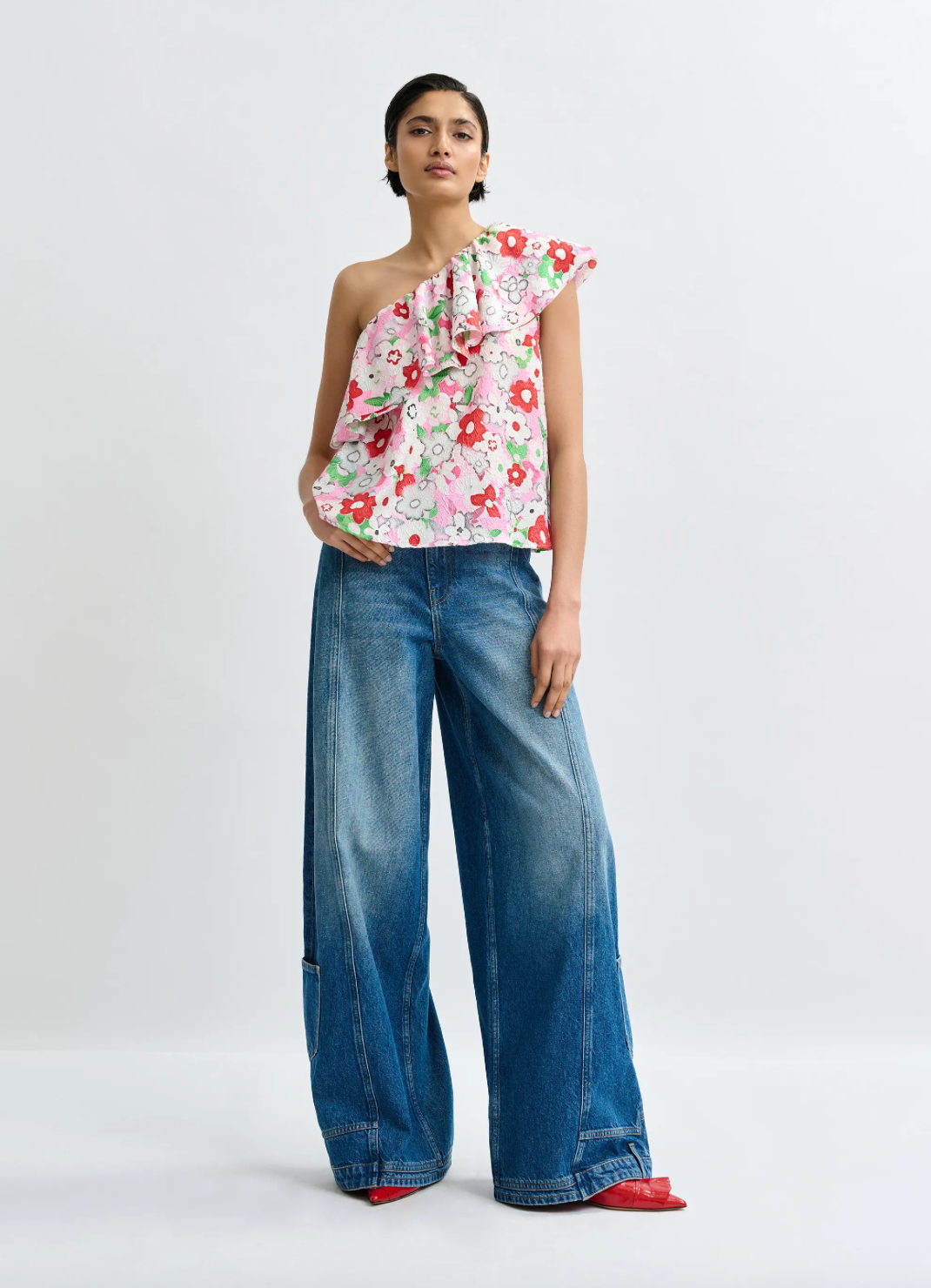 Jiland Asymmetric Ruffle Top in Off-White and Multicolor