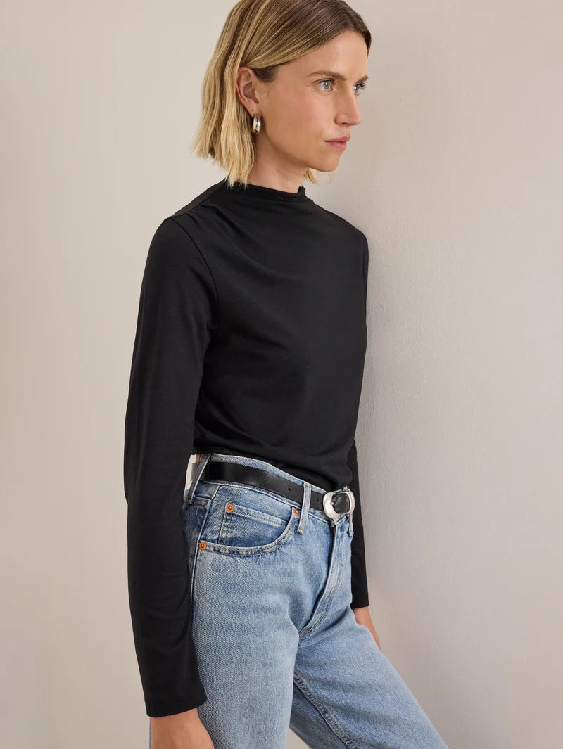 Kristen Tee in Black