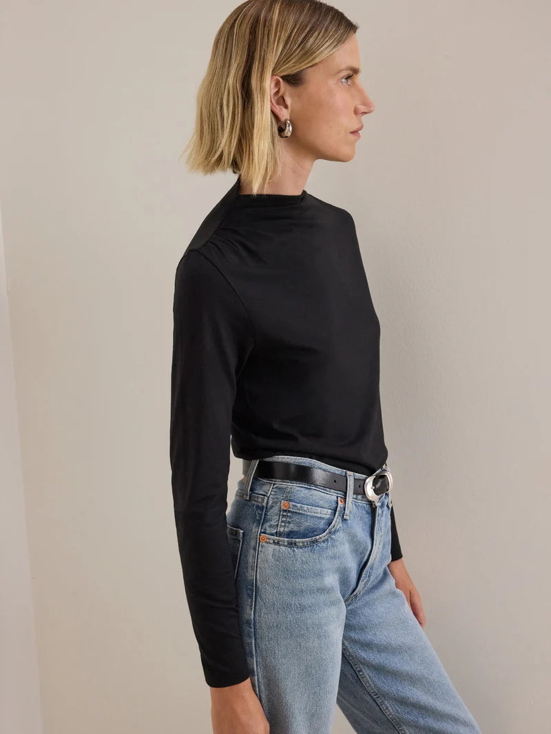Kristen Tee in Black