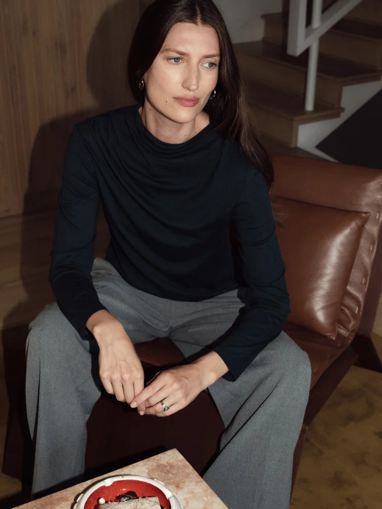 Kristen Tee in Black