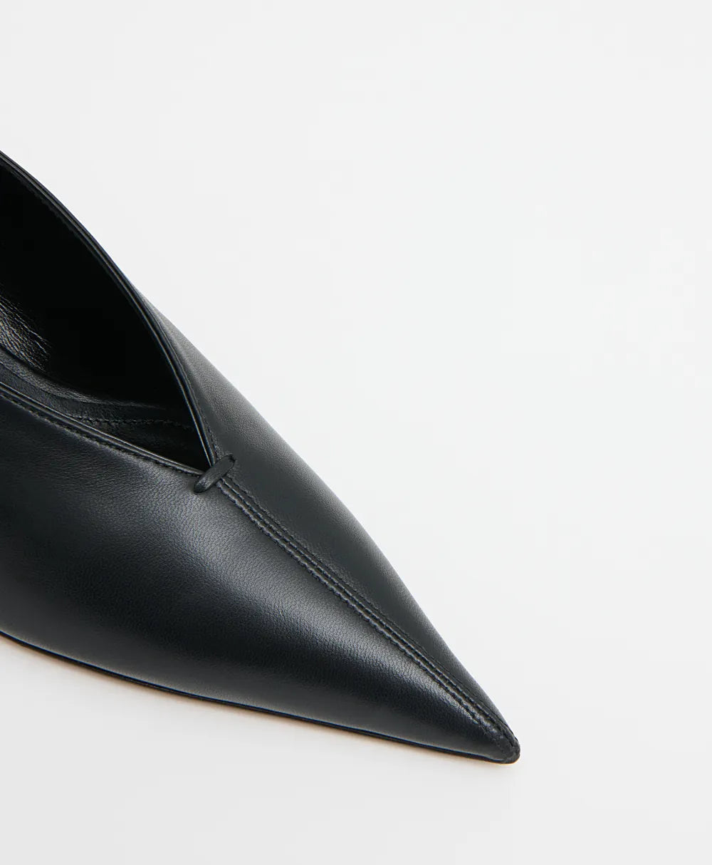 Kiki Heel in Black