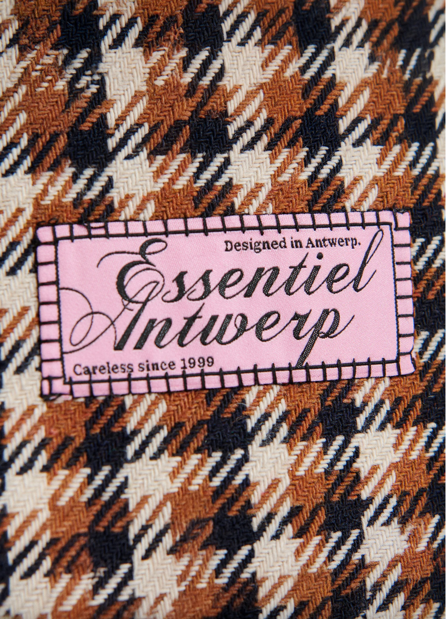 Kitten Rounded Sleeve Jacket in Brown Sugar