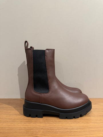 Blaise Leather Boot in Cacoa