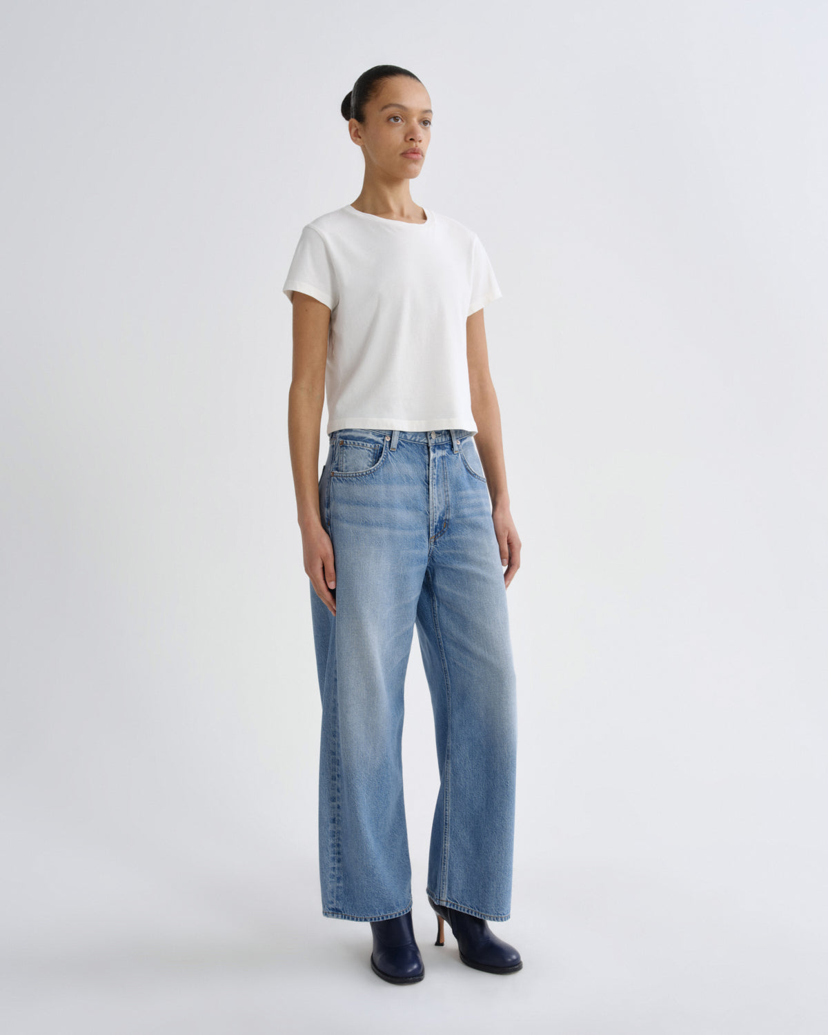 Low Curve Crop Jean (Flyweight) in Chord