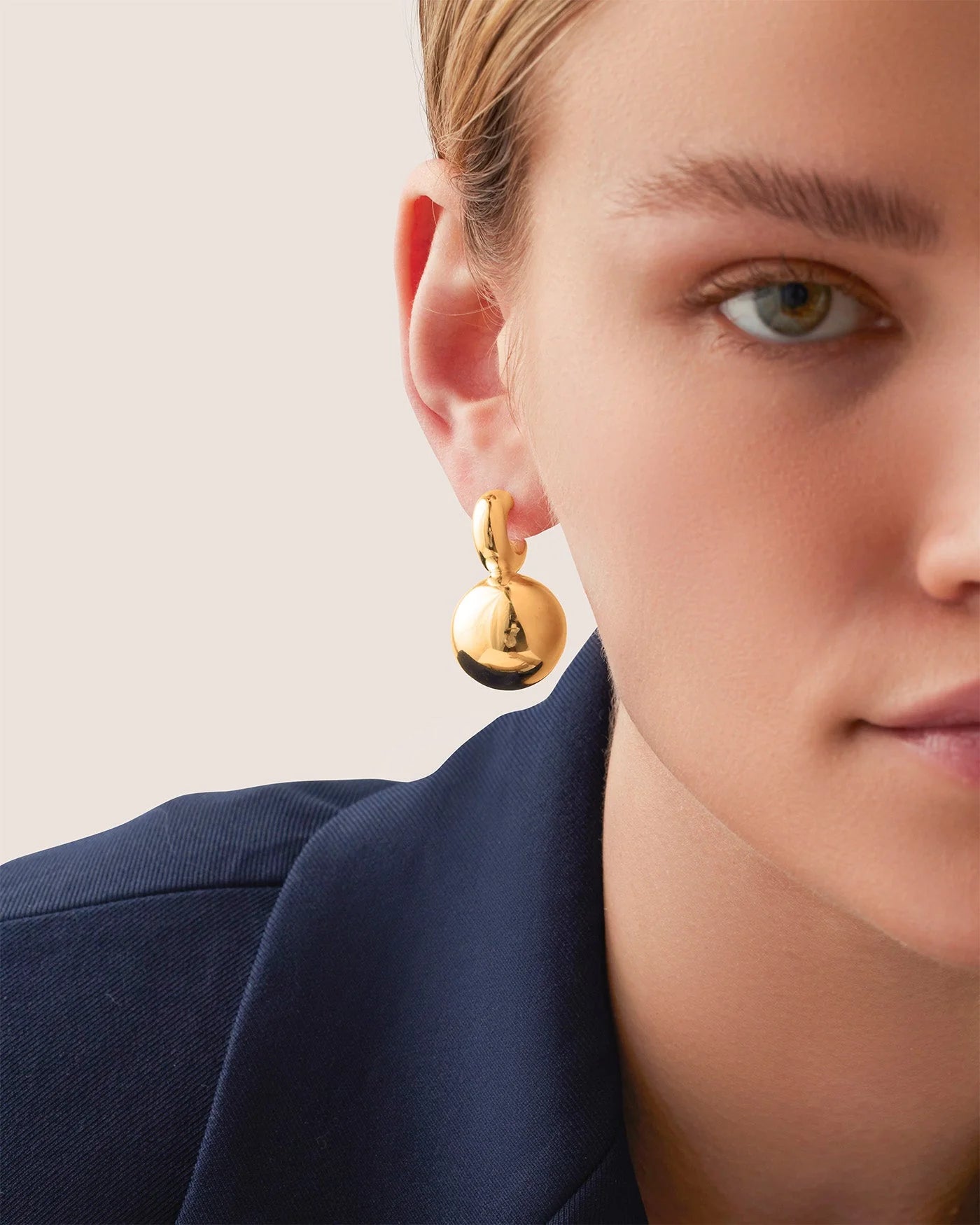 Lyra Earrings in Gold