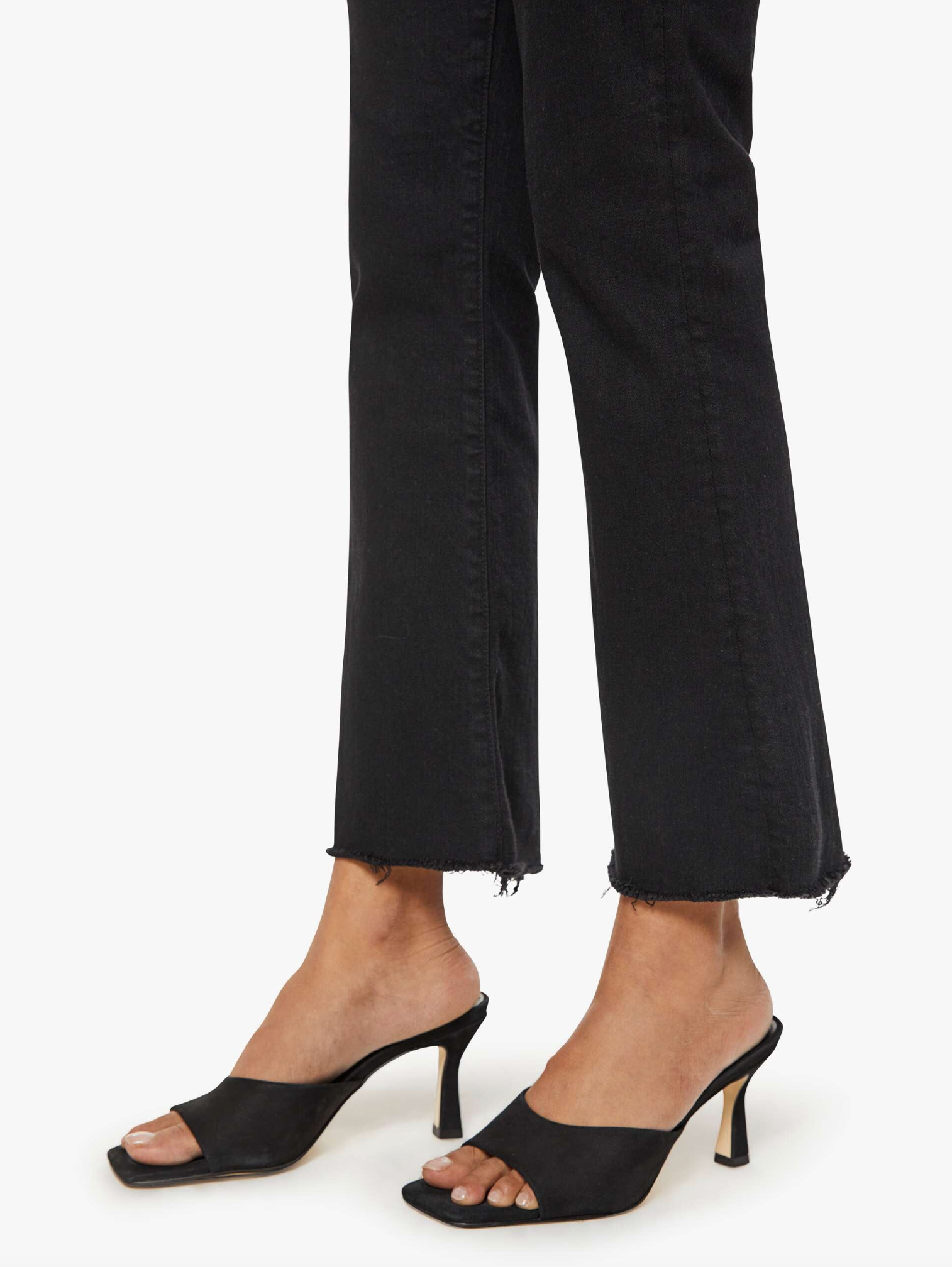 PETITES The Lil Hustler Ankle Fray in Not Guilty