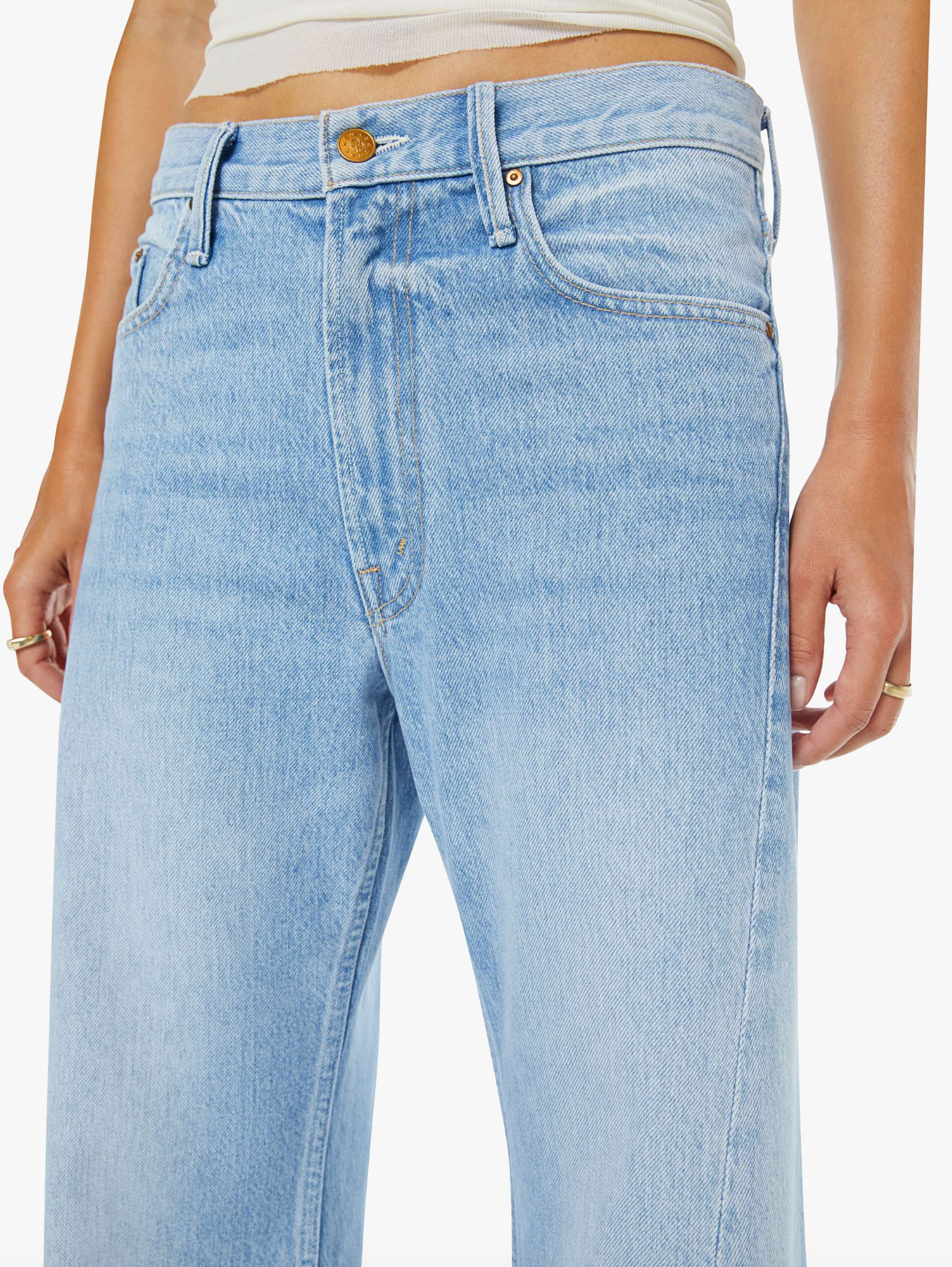 SNACKS! The Lemon Twist Sneak in Munchies