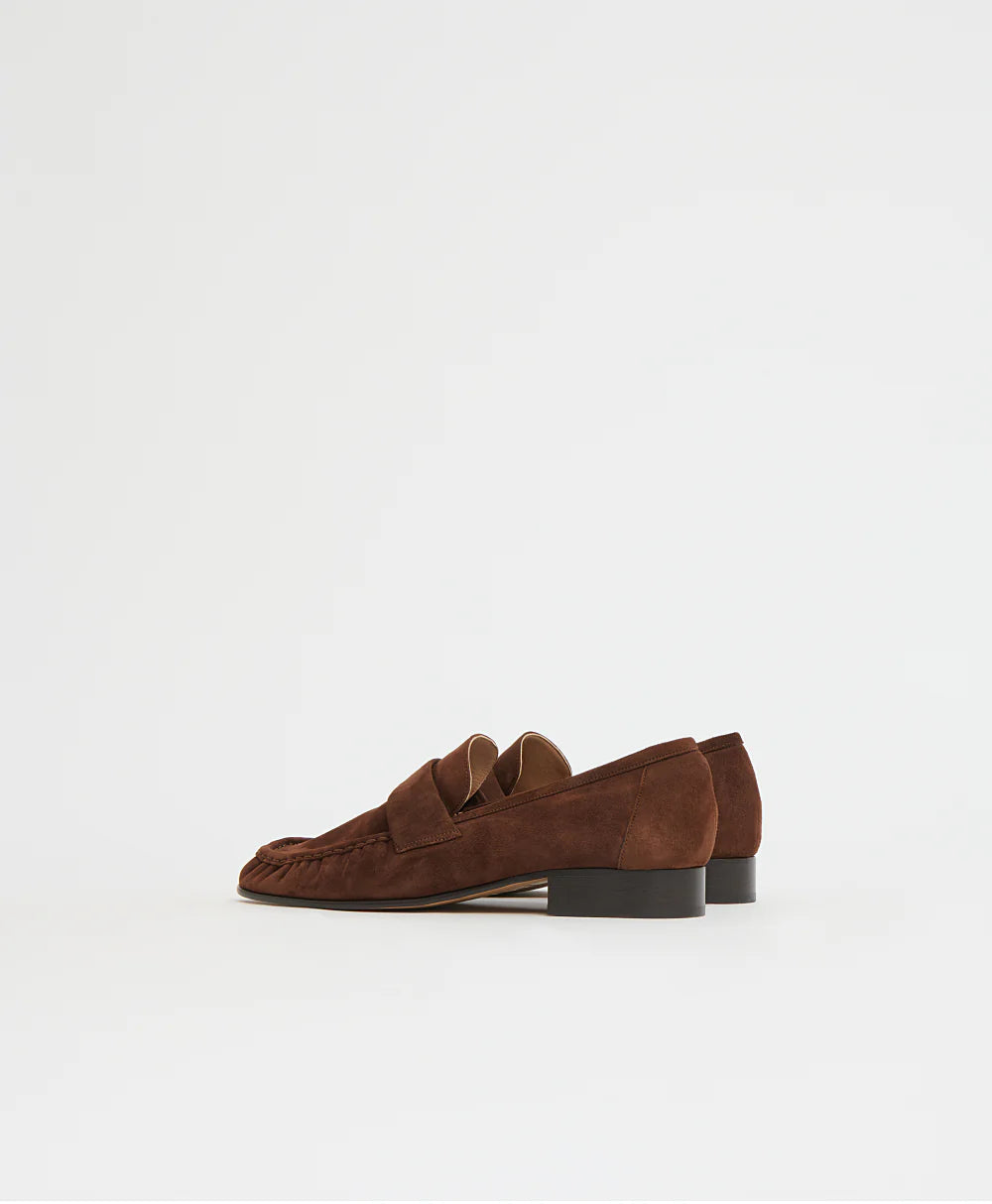 Ruched Loafer in Espreso Suede