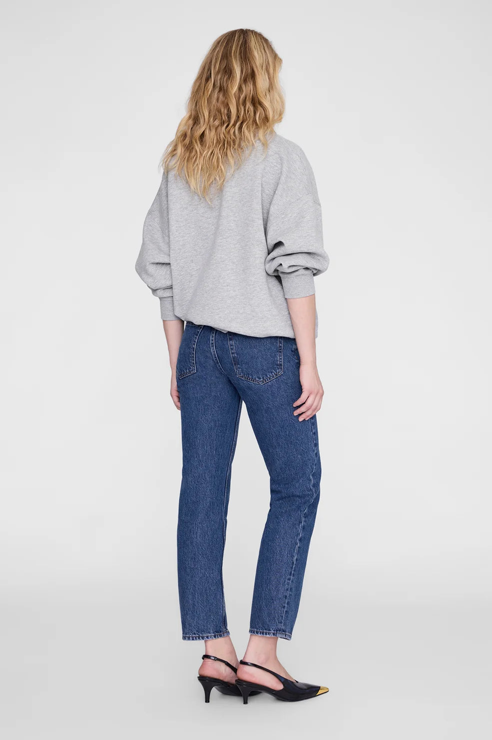 Miles Sweatshirt Studio in Heather Grey
