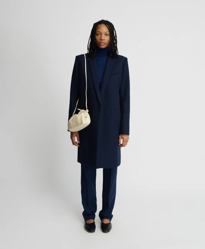 Mini Cloud Clutch in Black/Flamma
