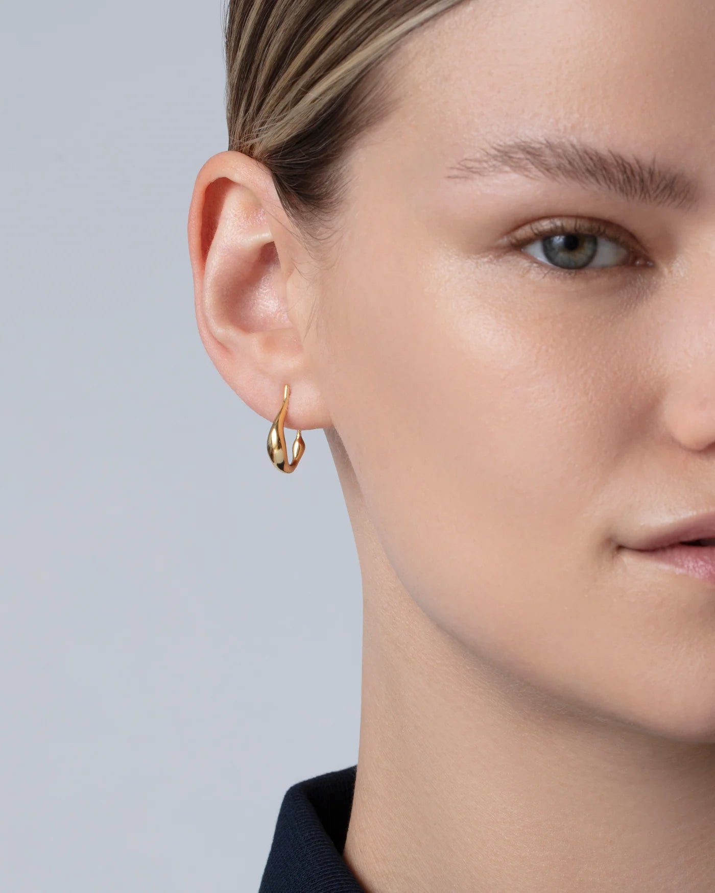 Mini Colette Hoop Earrings in Gold