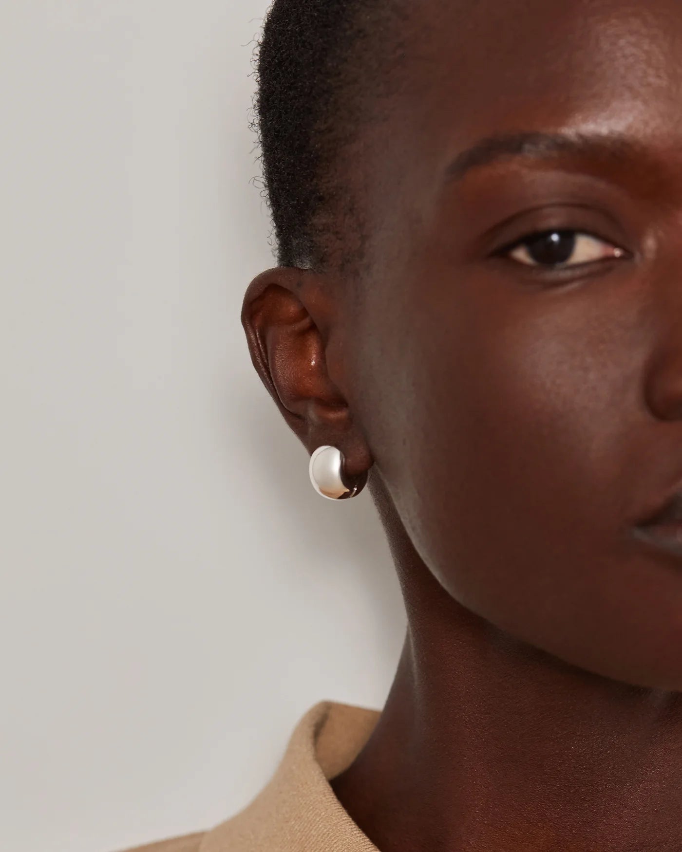 Mini Gemma Hoop Earrings in Silver