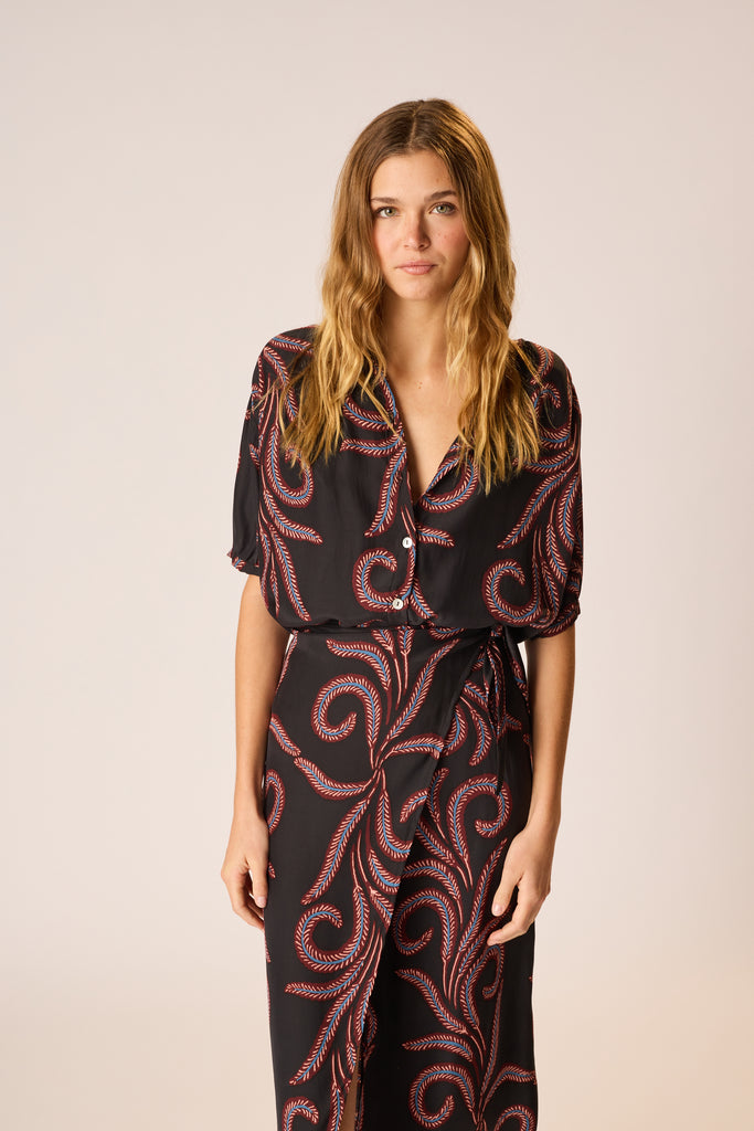 Violet Top in Feather Black