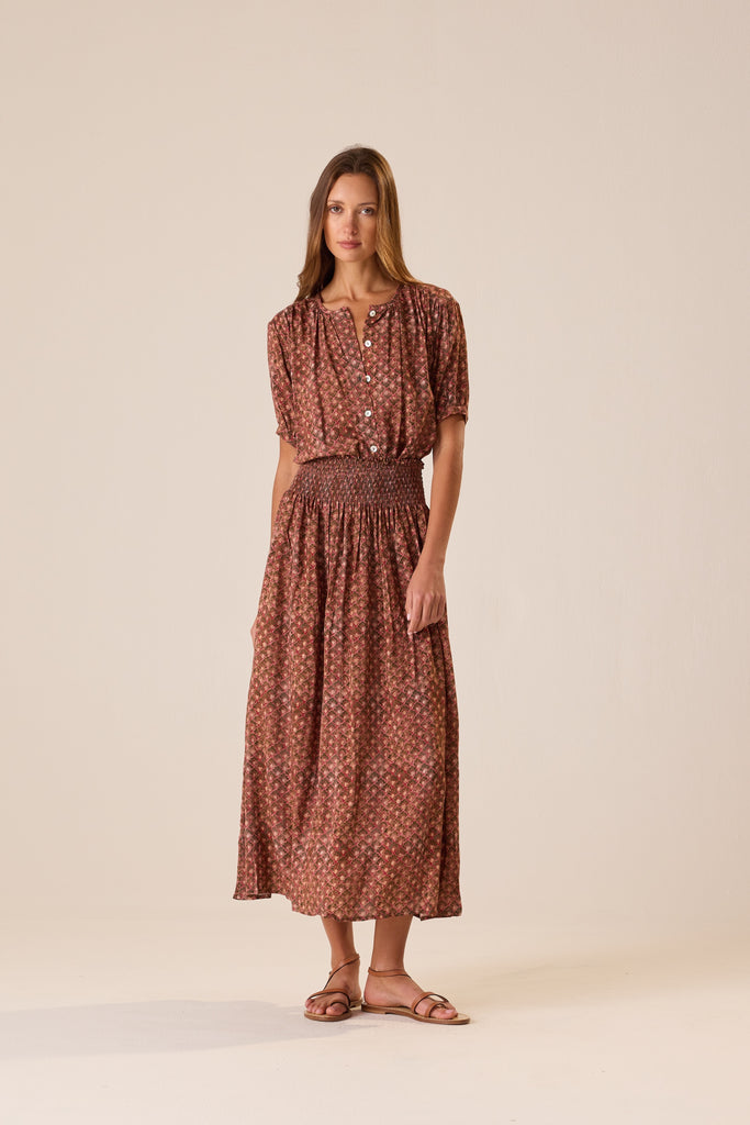 Bella Skirt in Scallop Rosewood