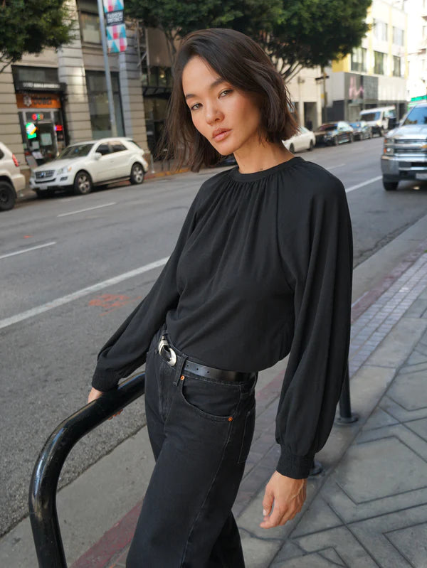 Tallis Tee in Jet Black