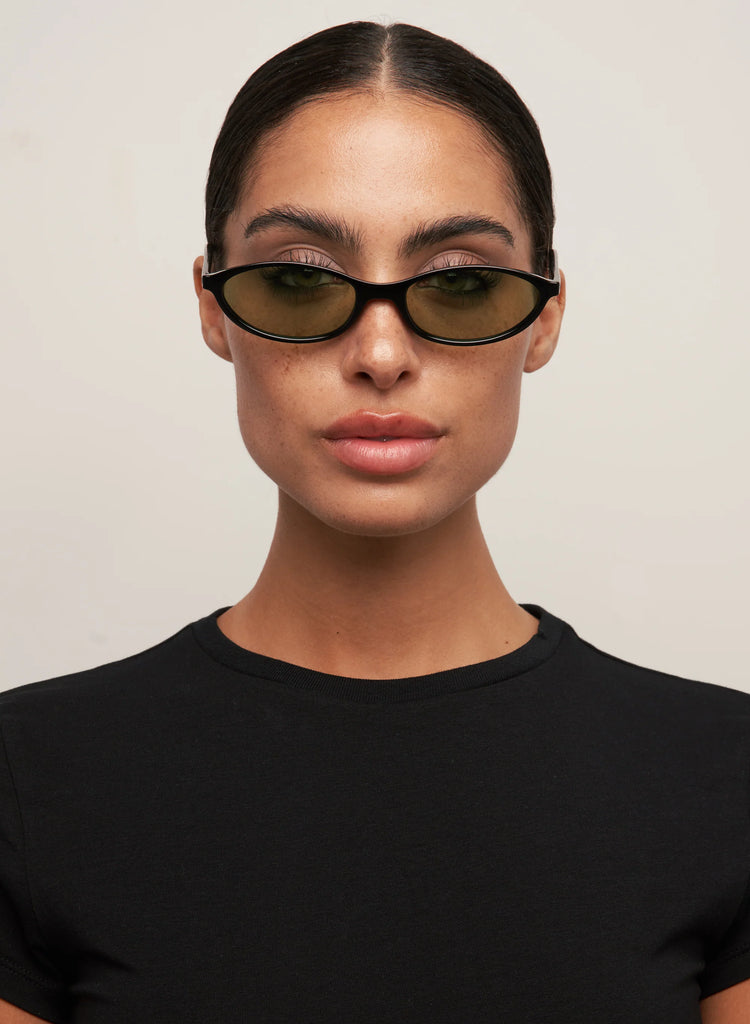 Hazel in Black/Light Green
