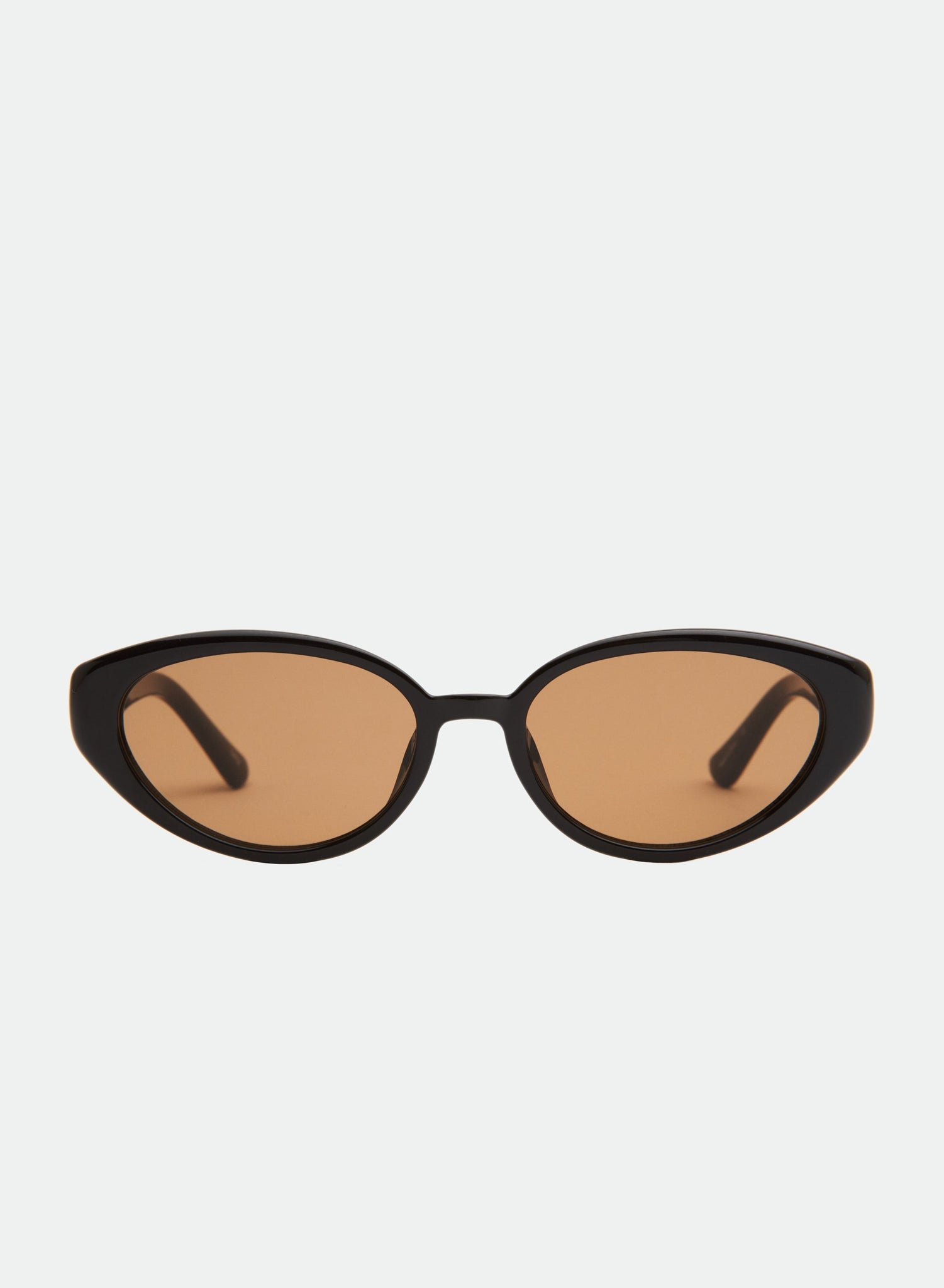 Greta in Dark Chocolate/Brown