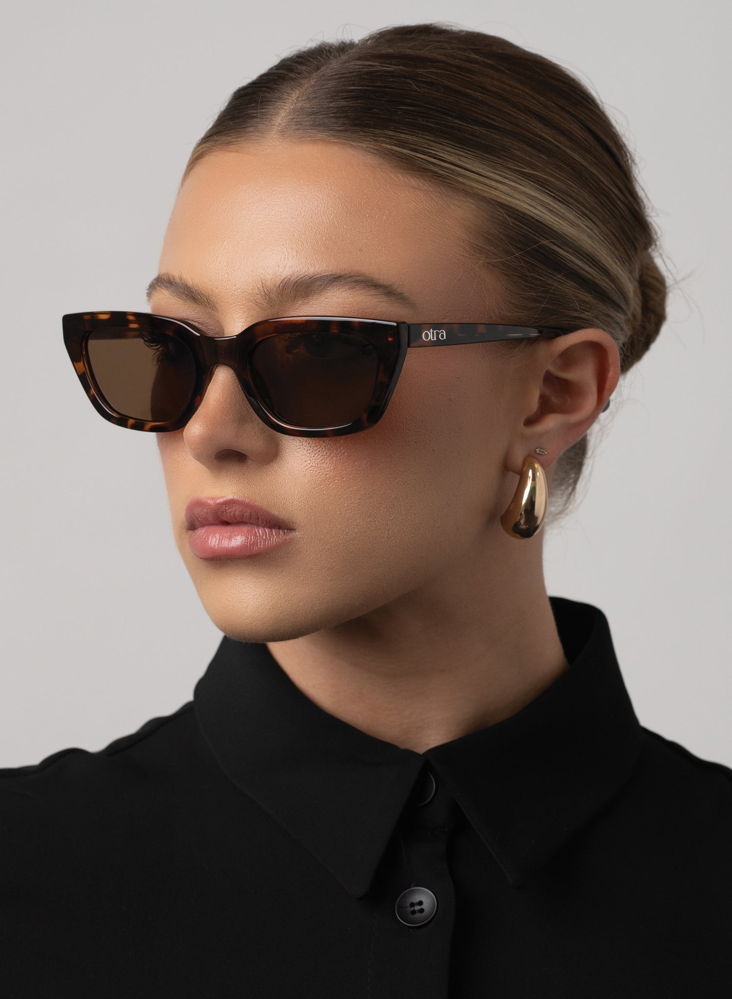 Nove in Tortoiseshell