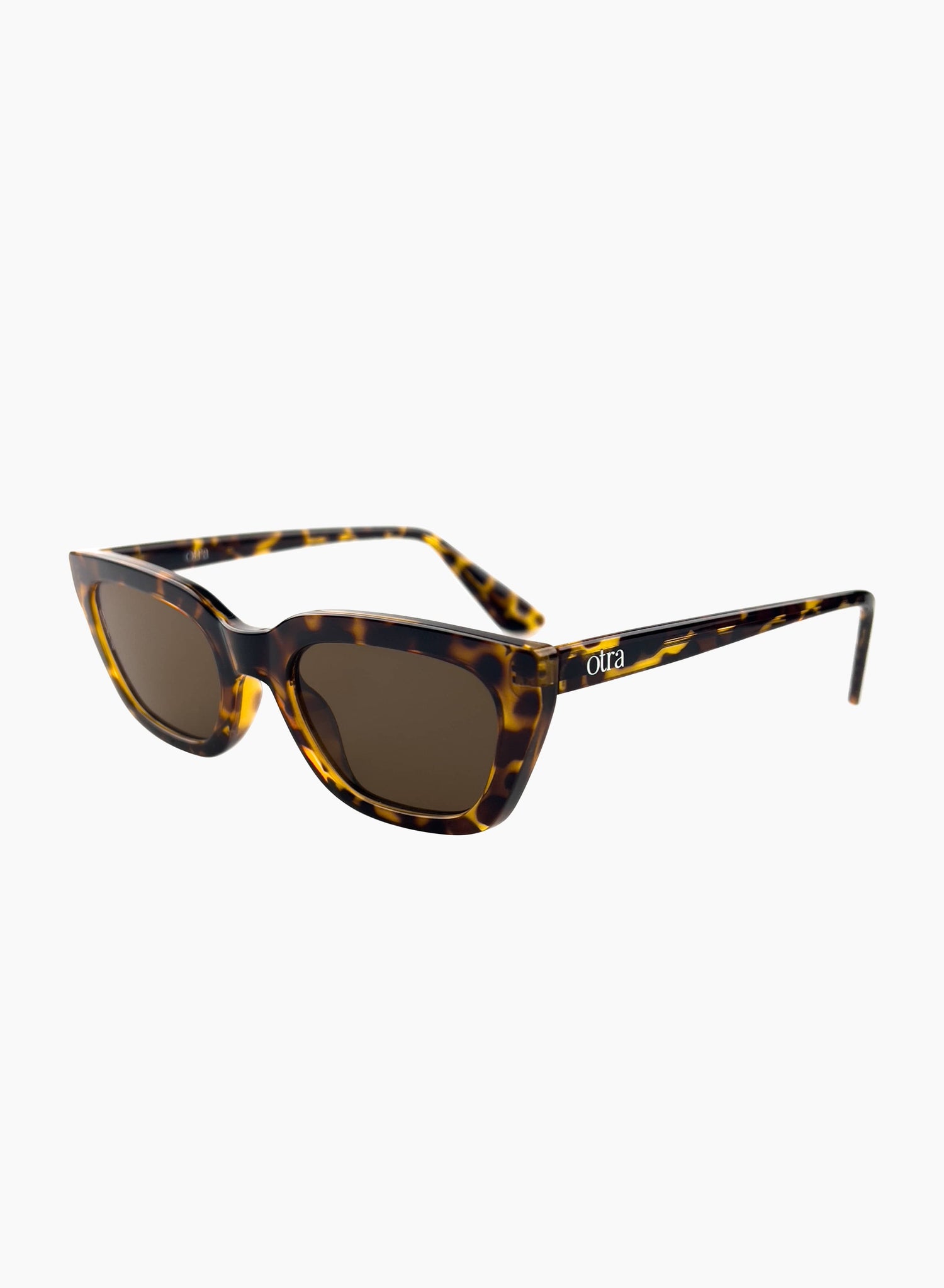 Nove in Tortoiseshell