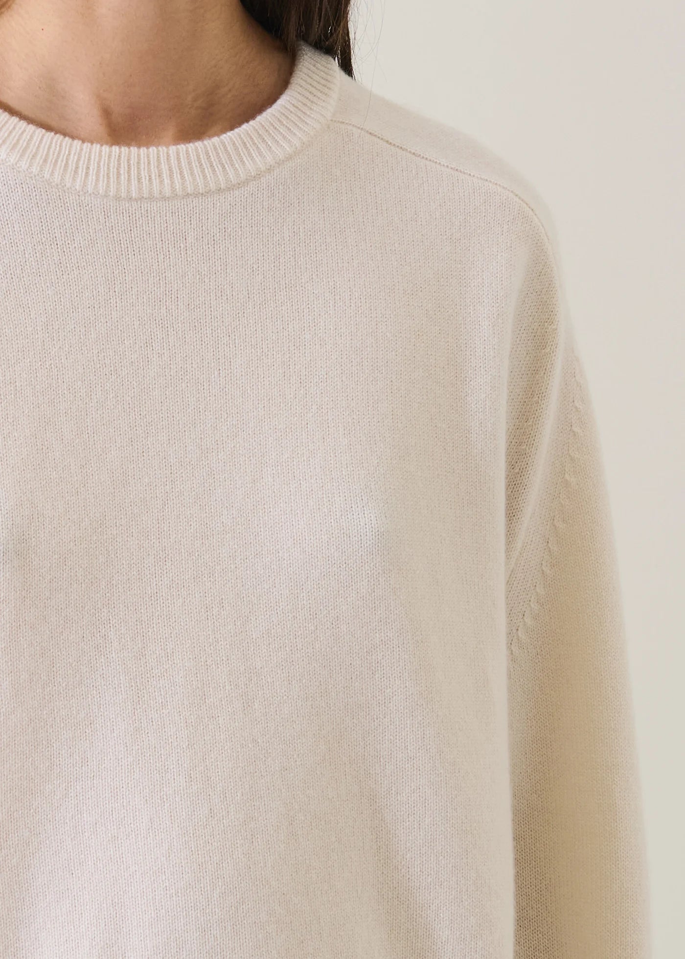 Cashmere Saddle Shoulder Crewneck in Off White