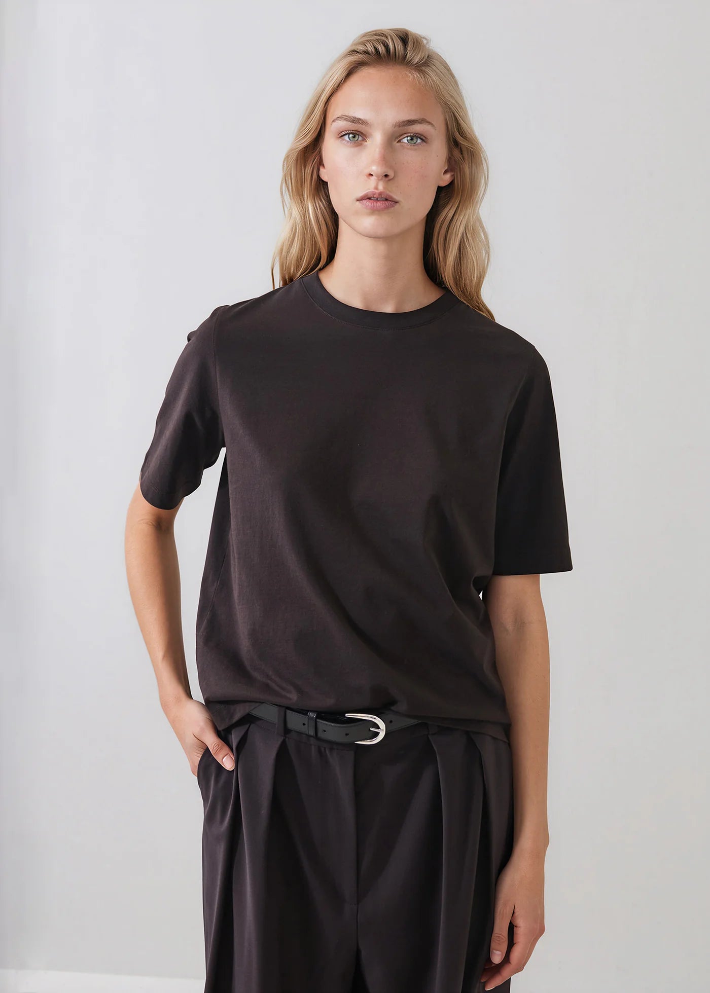 Organic Pima Cotton Relaxed Crew in Molasses