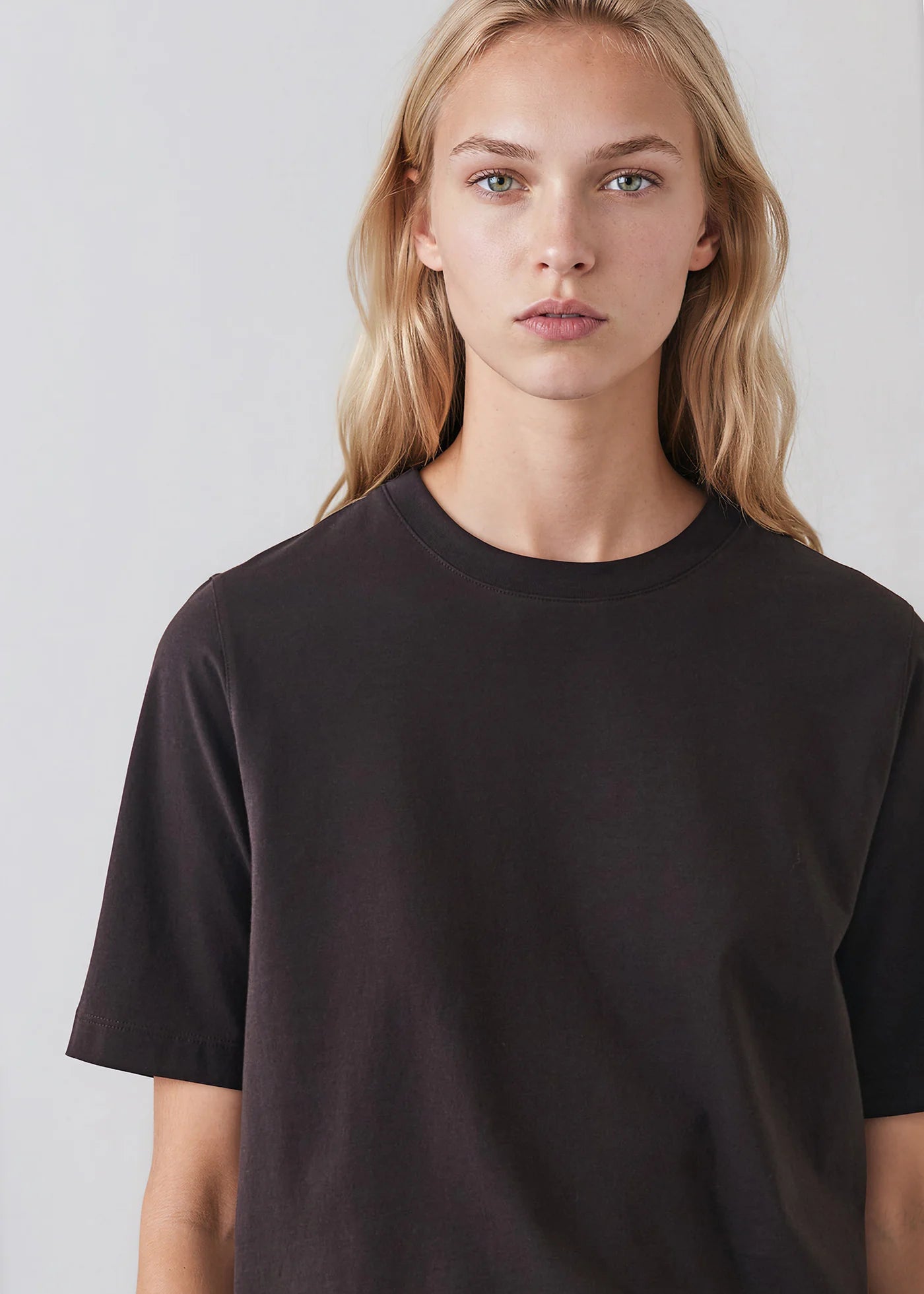 Organic Pima Cotton Relaxed Crew in Molasses