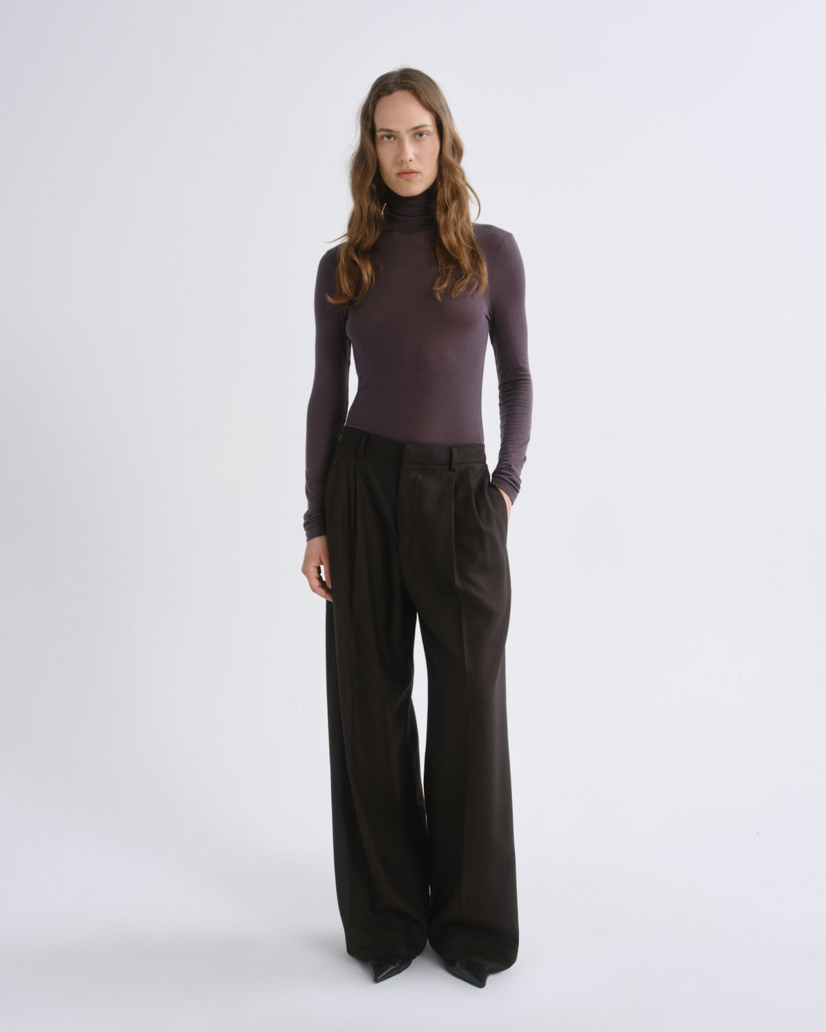 Pascale Turtleneck in Raisin