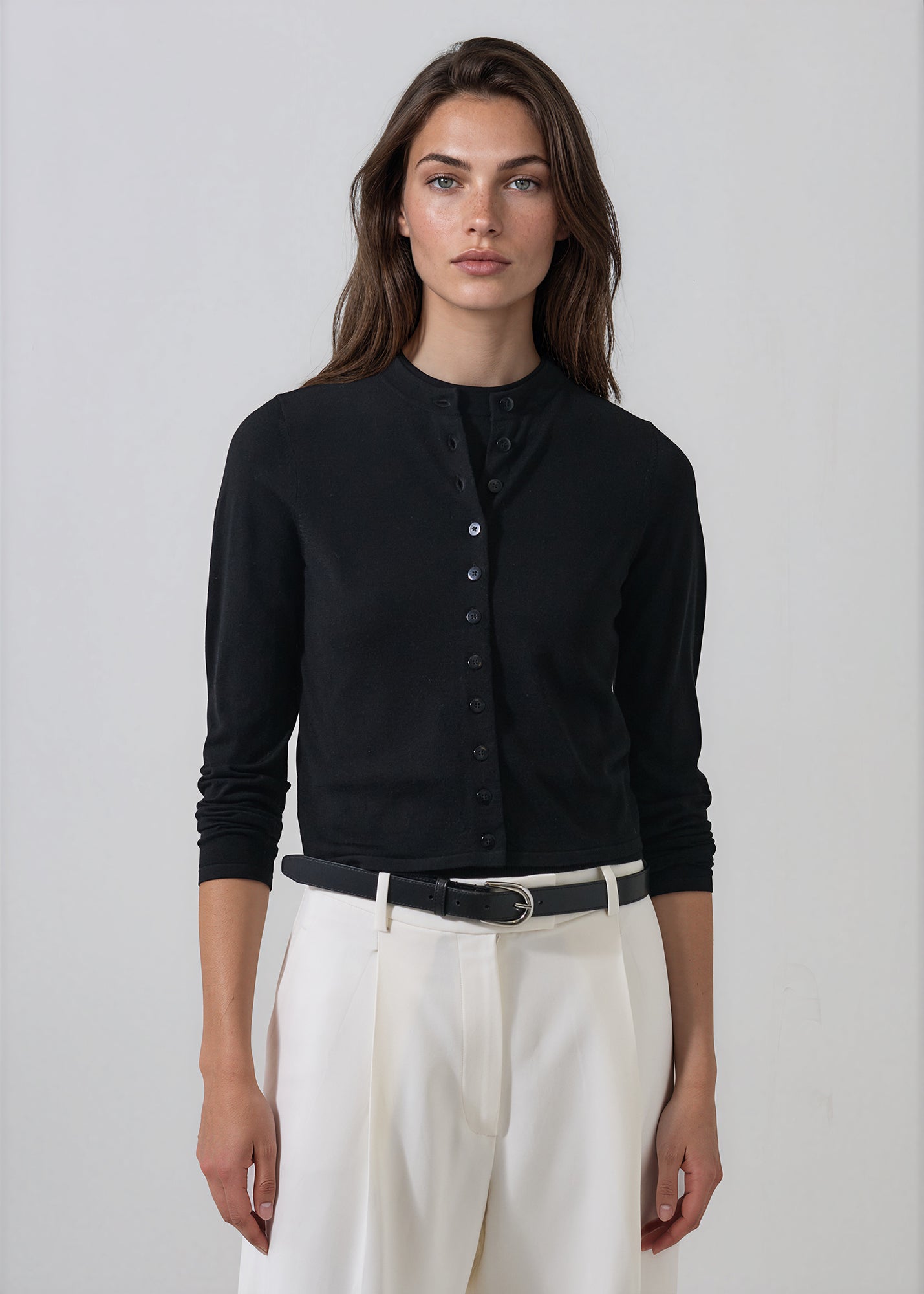 Extrafine Merino Cropped Cardigan in Black